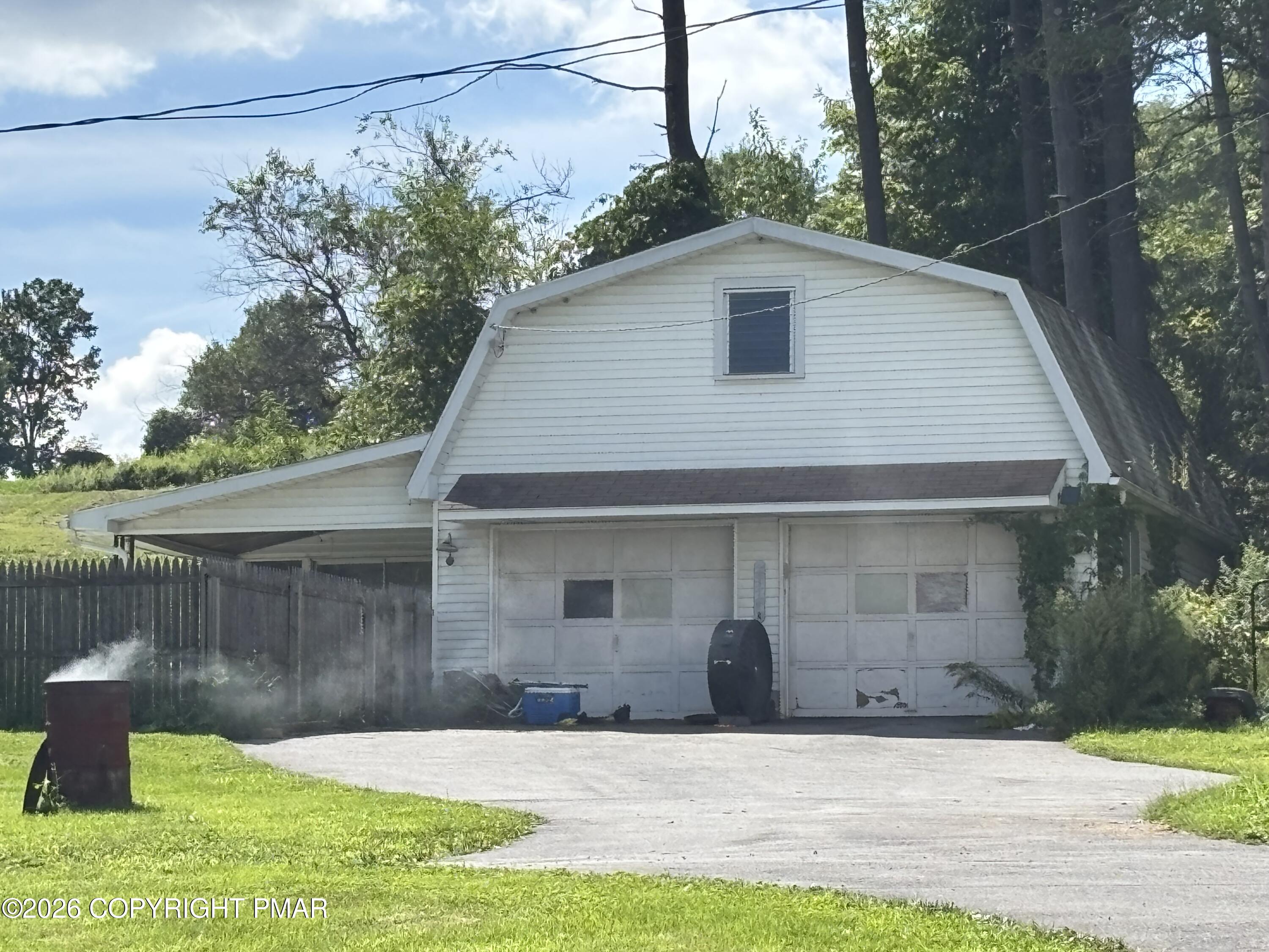 231 Laurel Road Property Photo 7
