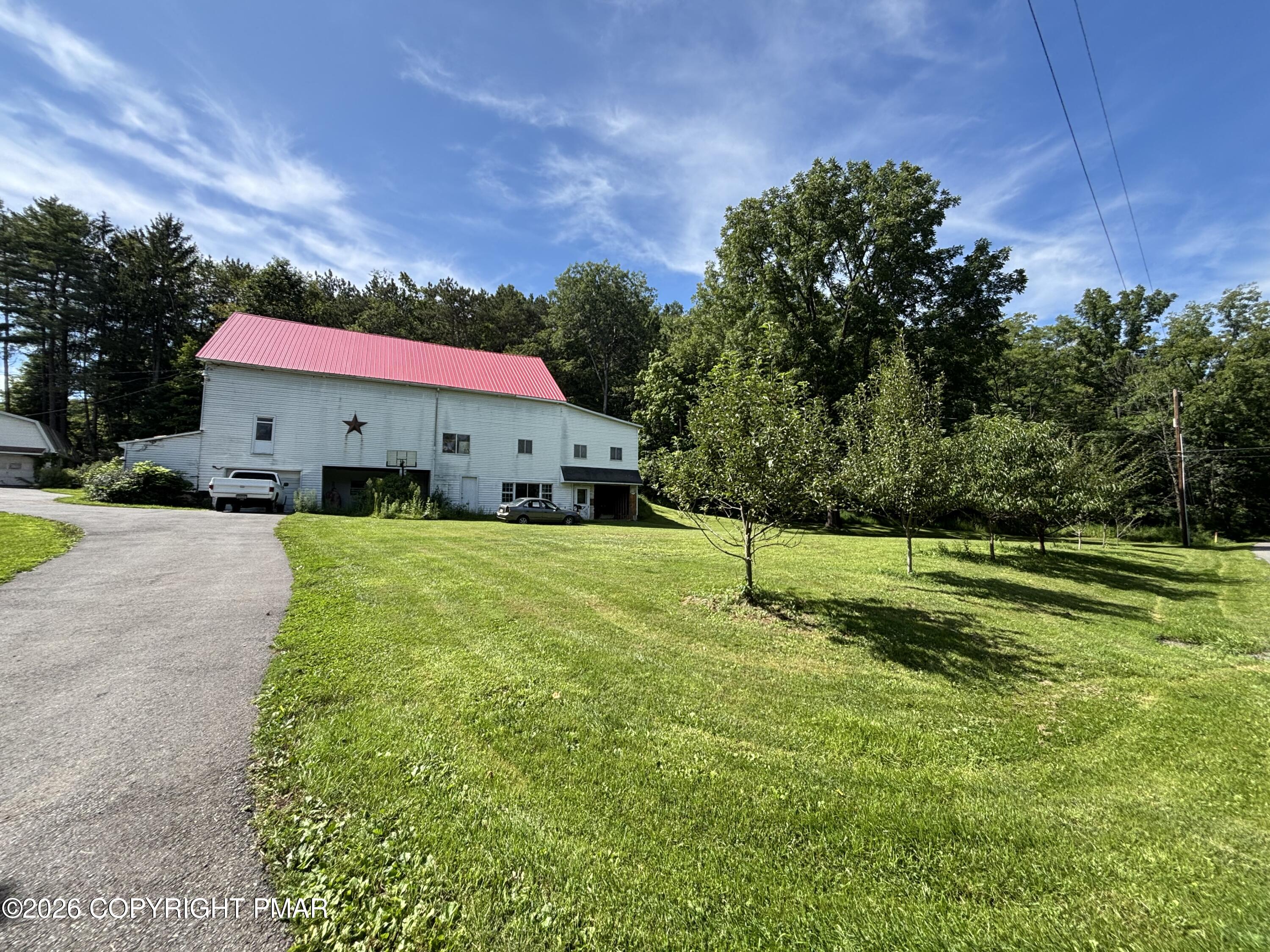 231 Laurel Road Property Photo 9