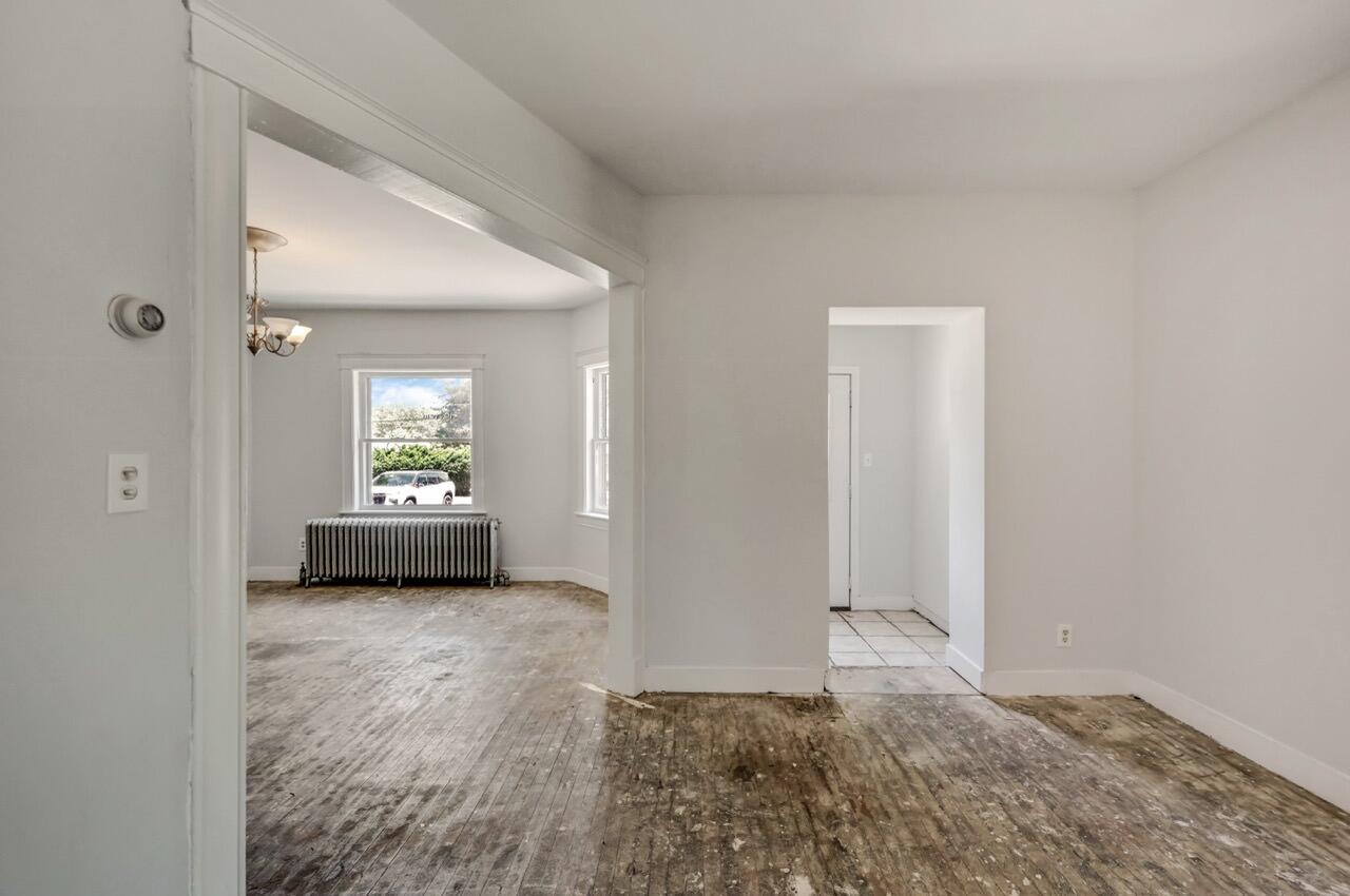 1198 W Main Street Property Photo 13