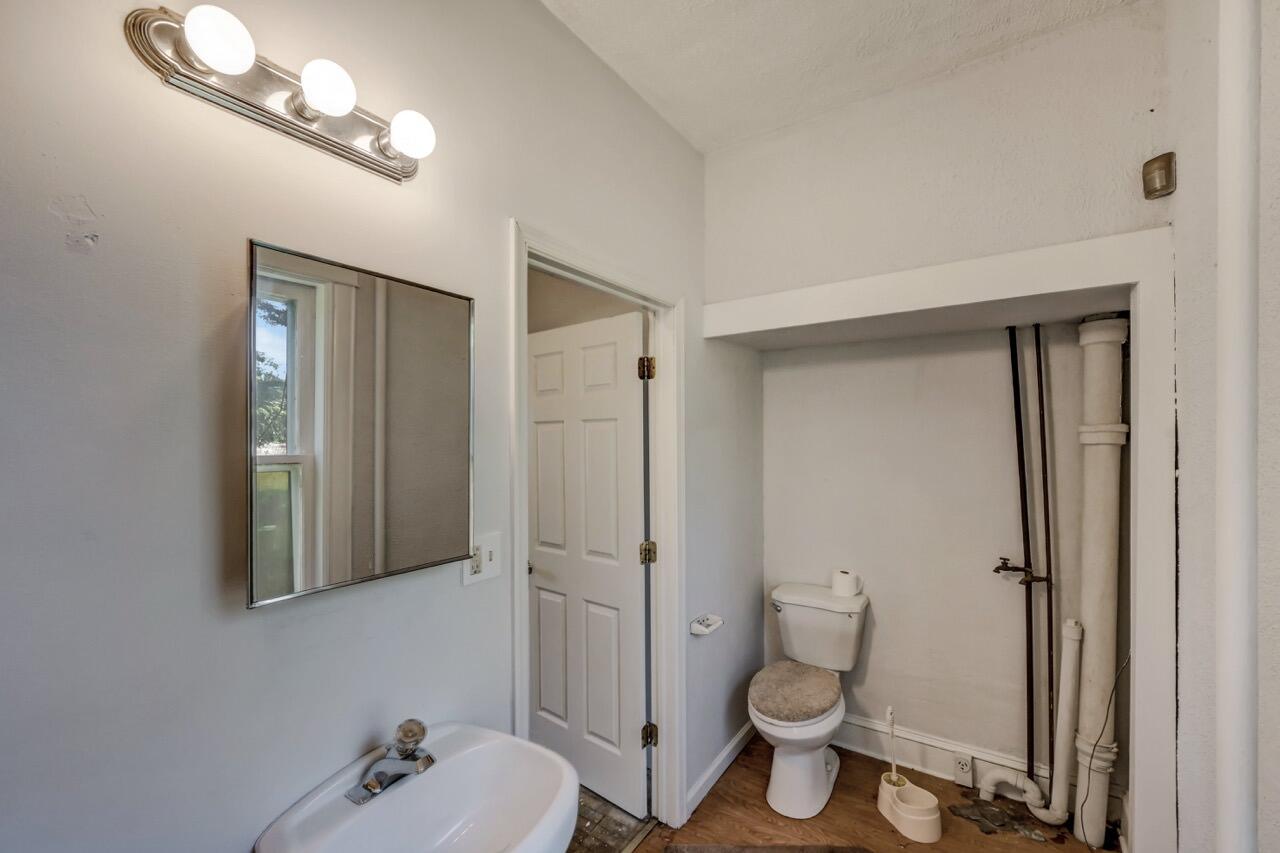 1198 W Main Street Property Photo 29