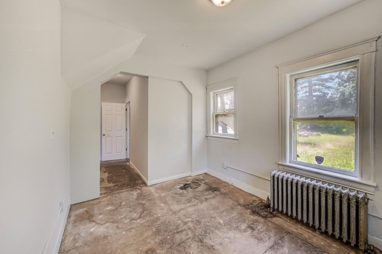 1198 W Main Street Property Photo 32