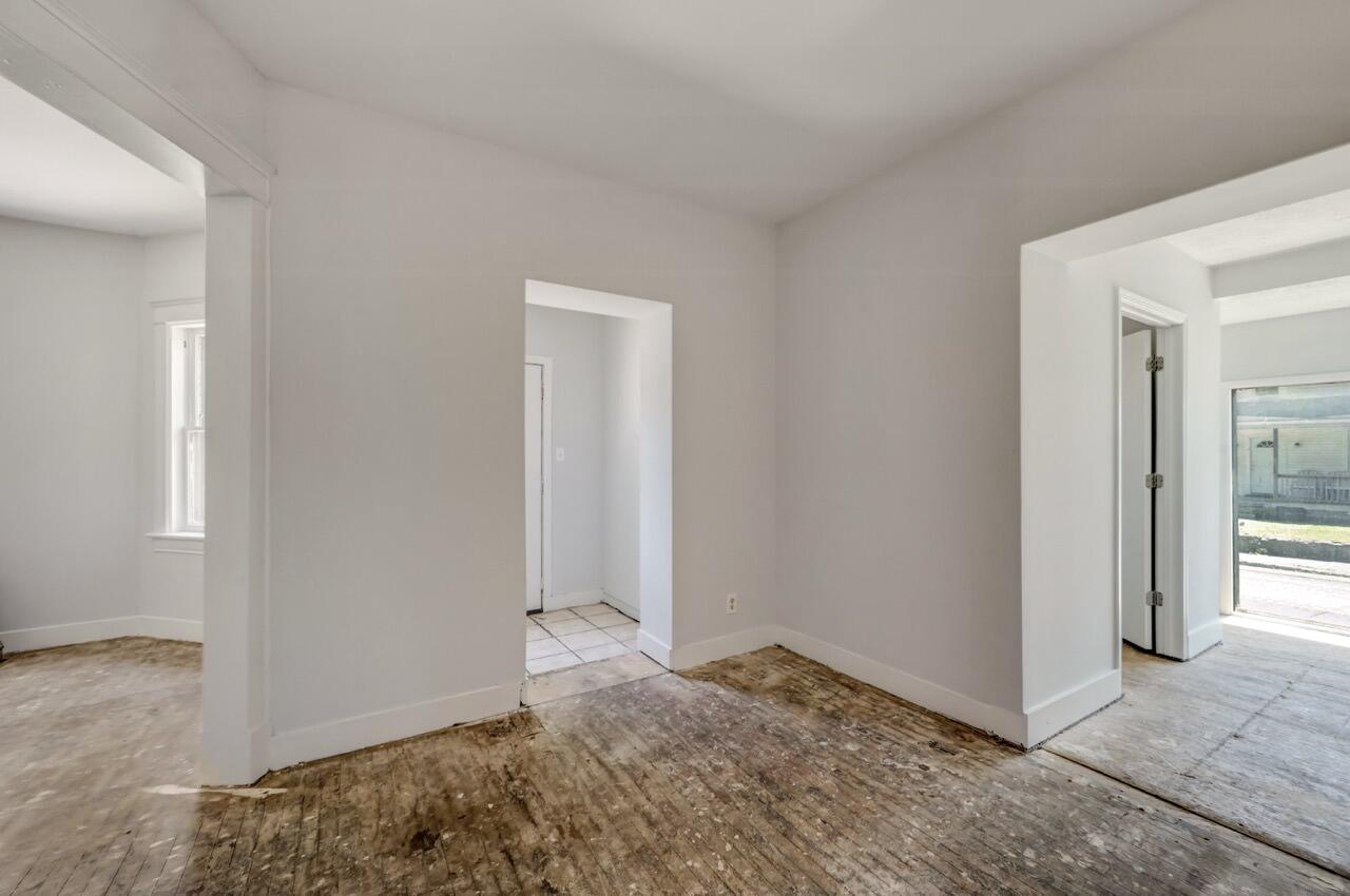 1198 W Main Street Property Photo 33