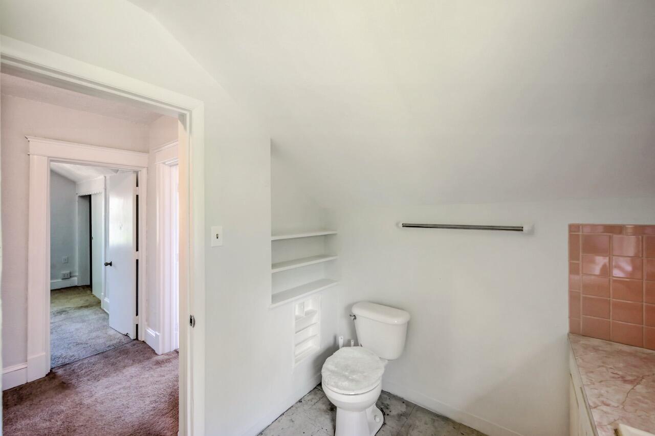 1198 W Main Street Property Photo 52