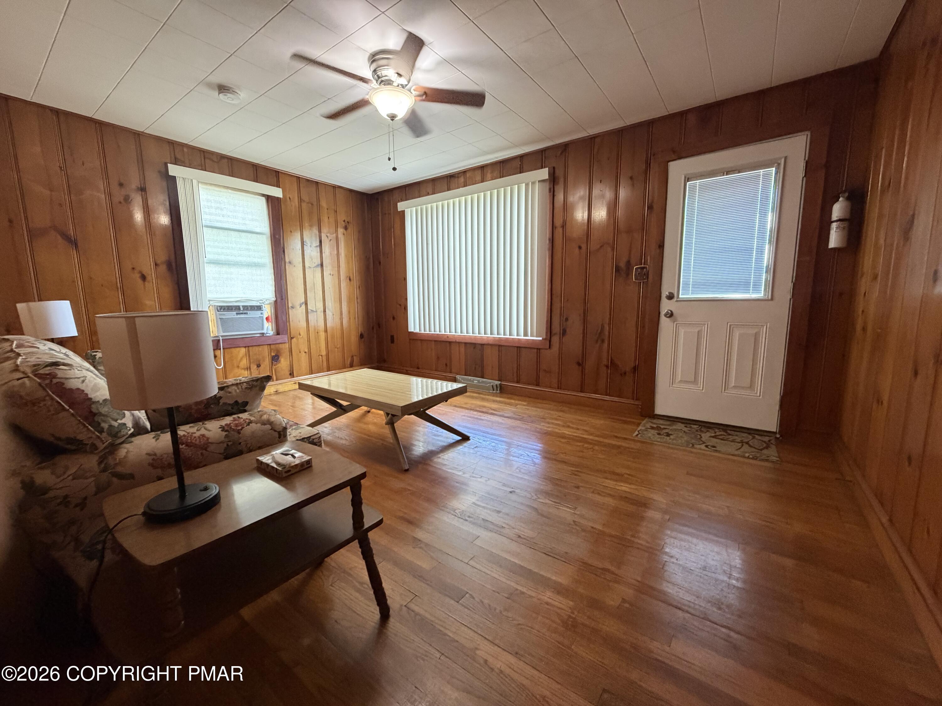 807 Flagler Street Property Photo 5
