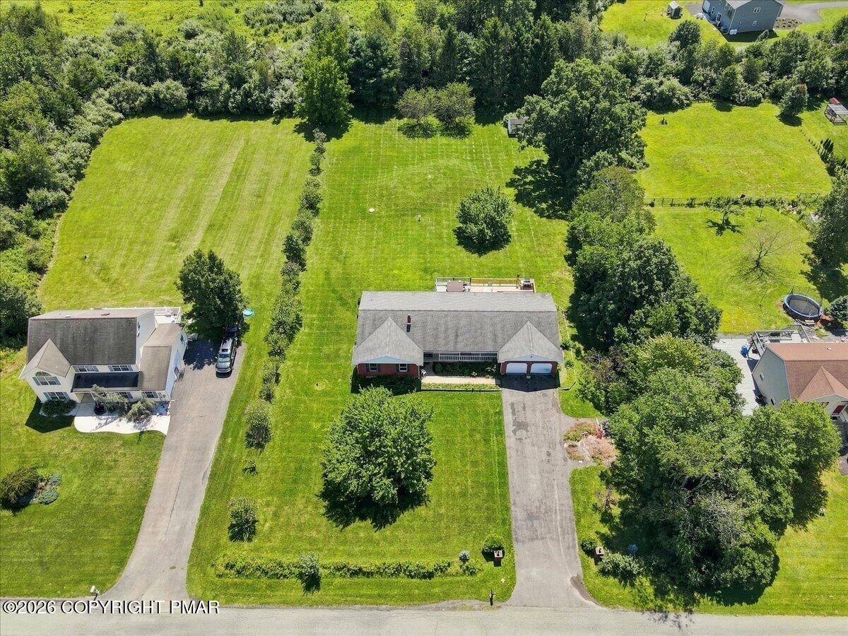 114 Amy Lane Property Photo 2
