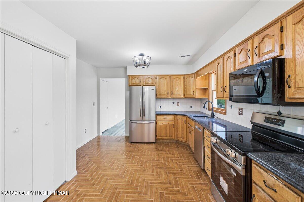 114 Amy Lane Property Photo 19