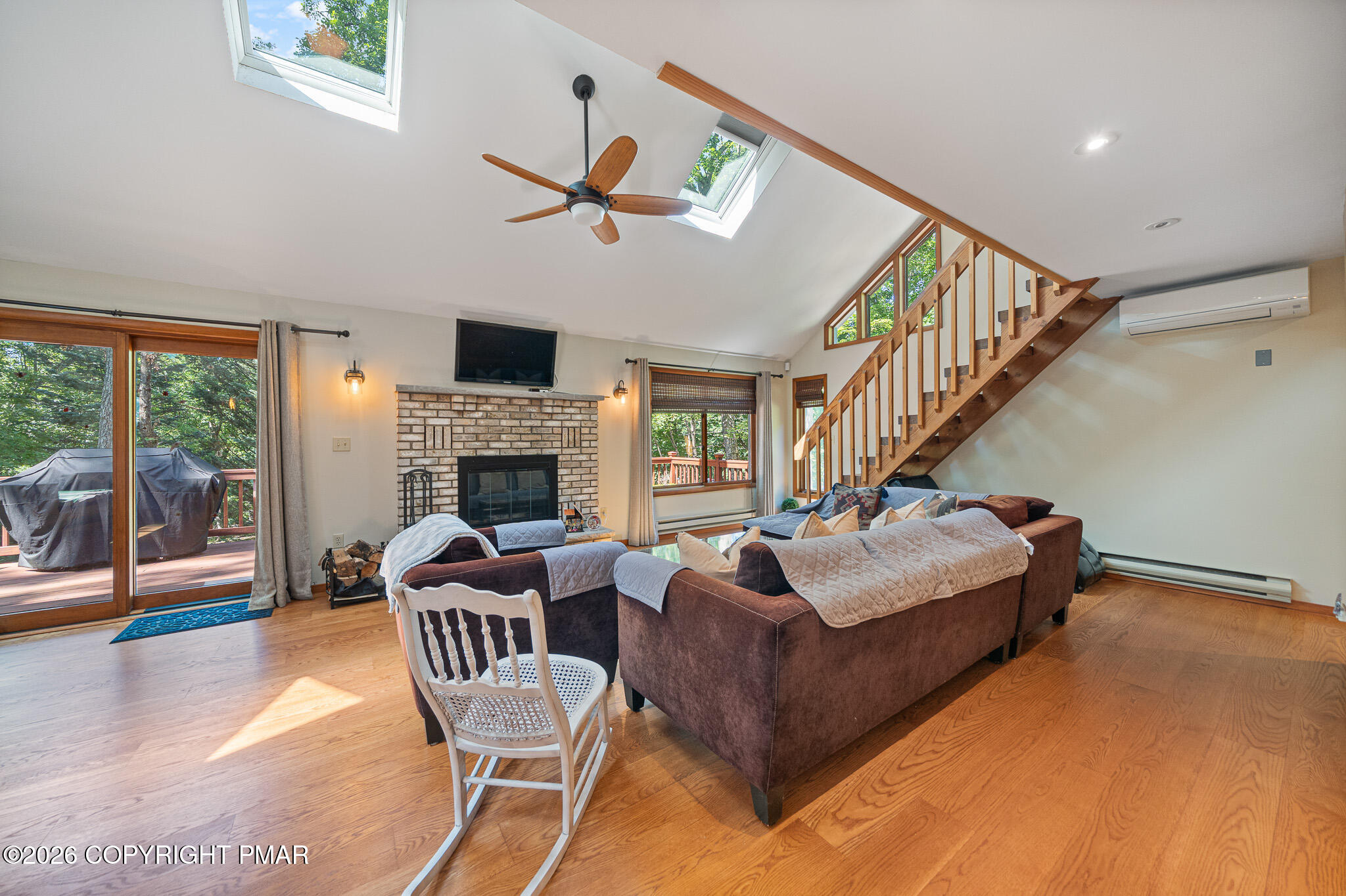 187 Radcliff Road Property Photo 6