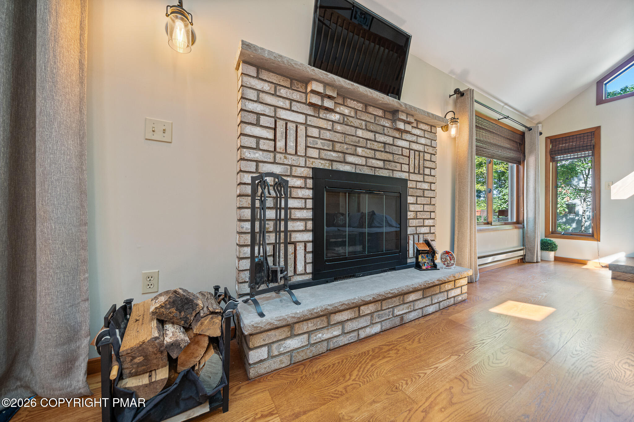 187 Radcliff Road Property Photo 7