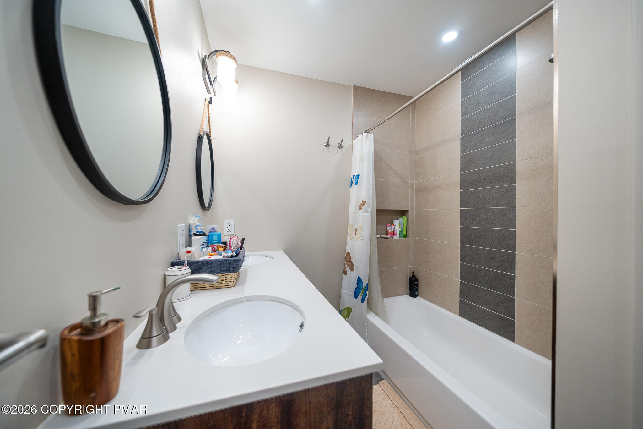 187 Radcliff Road Property Photo 22