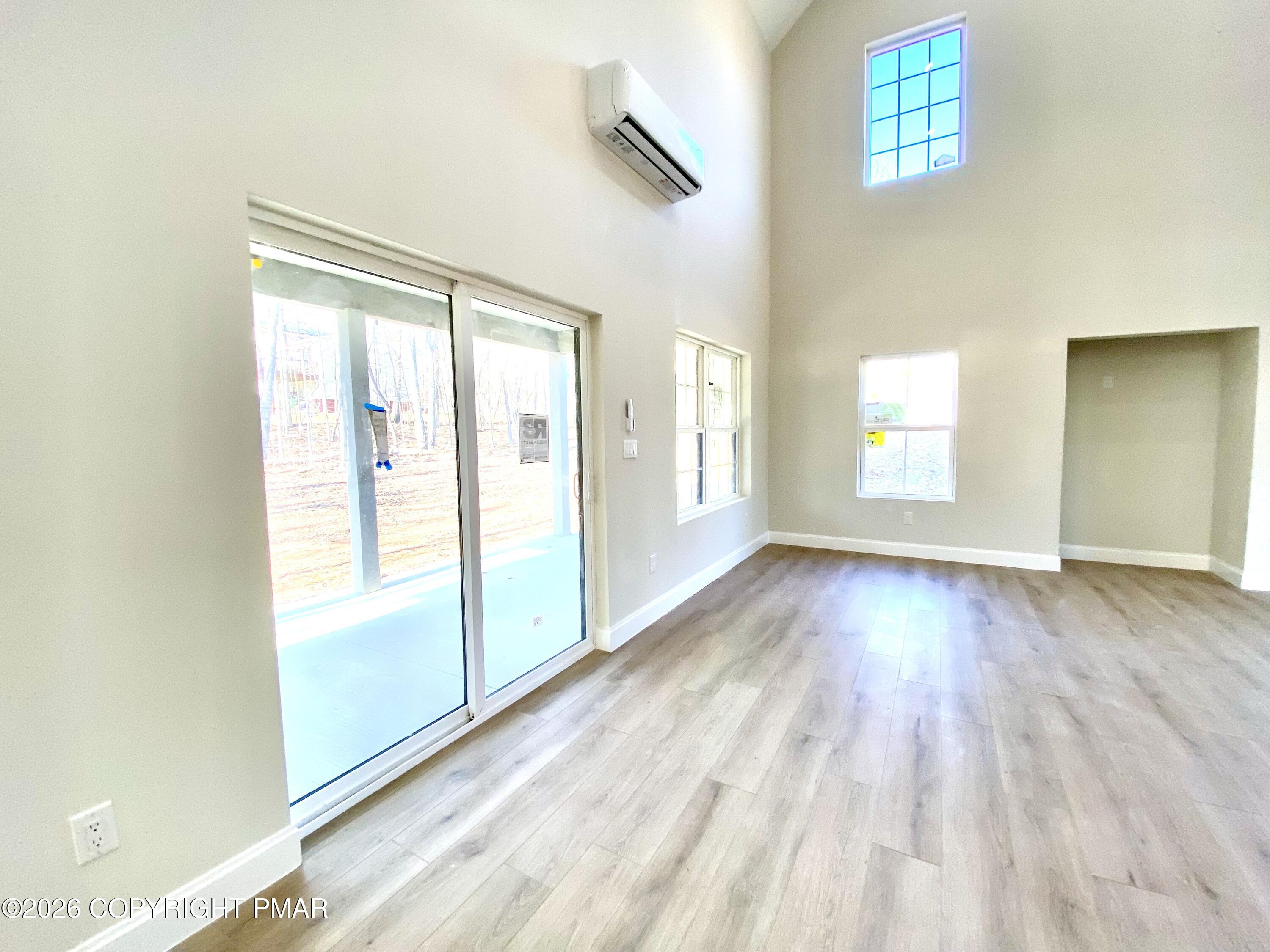 1109 N Rocky Mountain Drive Property Photo 19