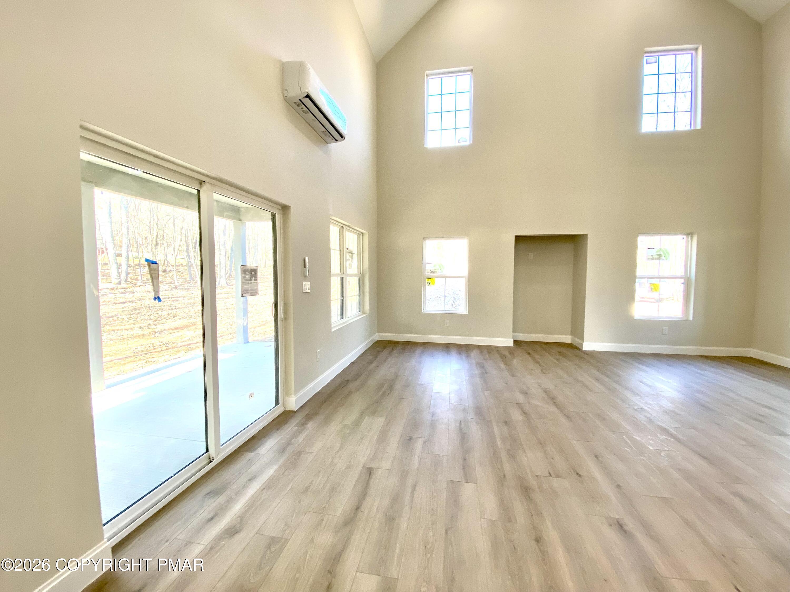 1109 N Rocky Mountain Drive Property Photo 21