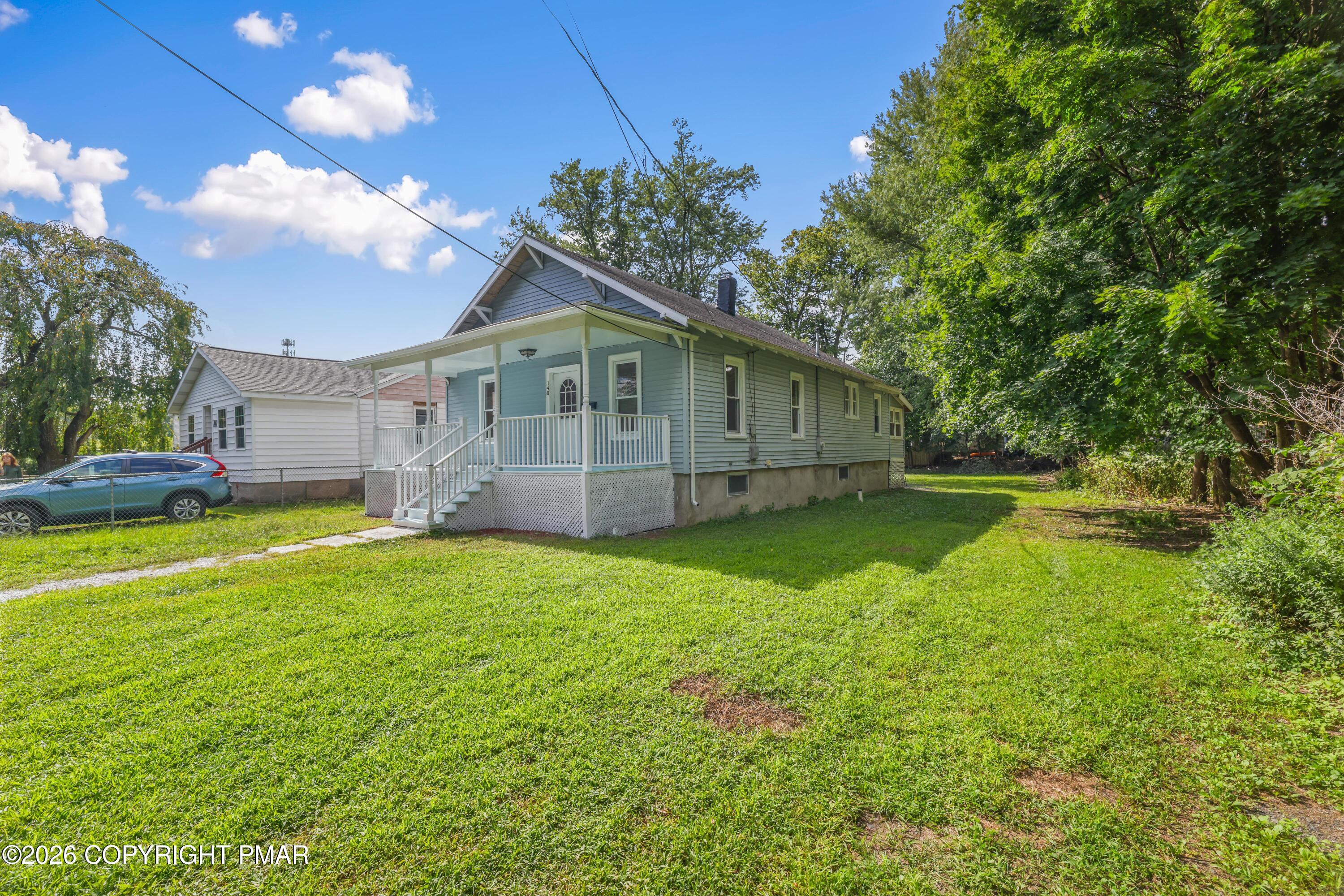 140 Barnum Street Property Photo 2