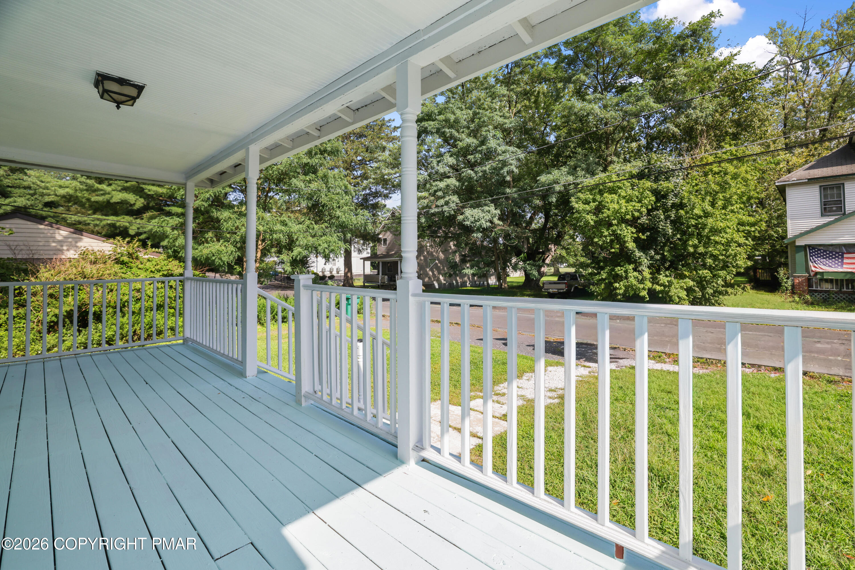140 Barnum Street Property Photo 4