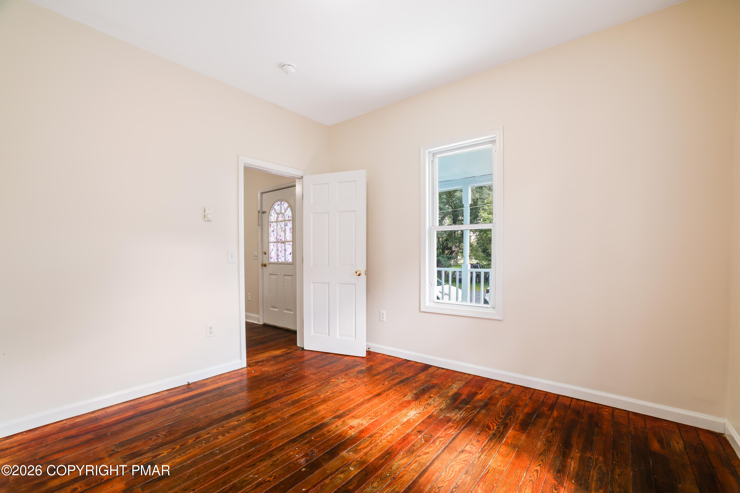 140 Barnum Street Property Photo 15