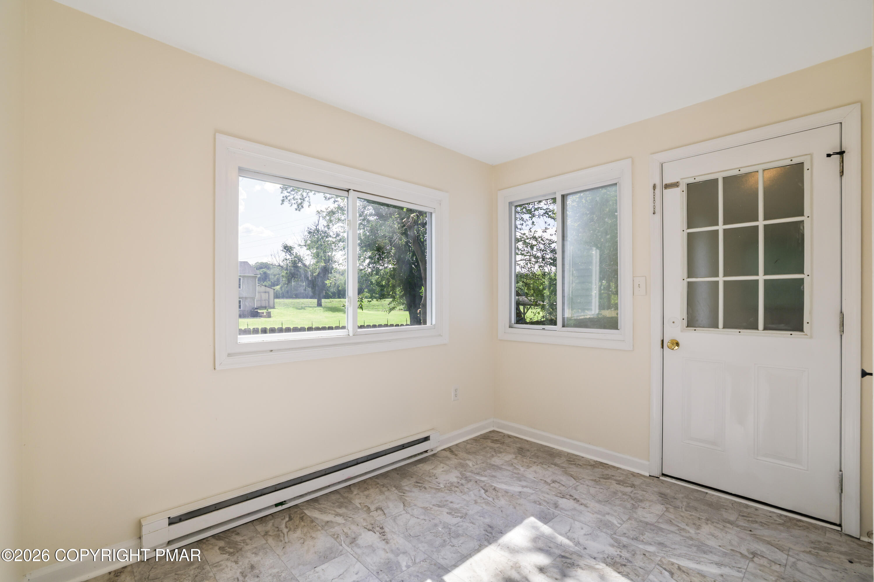 140 Barnum Street Property Photo 22