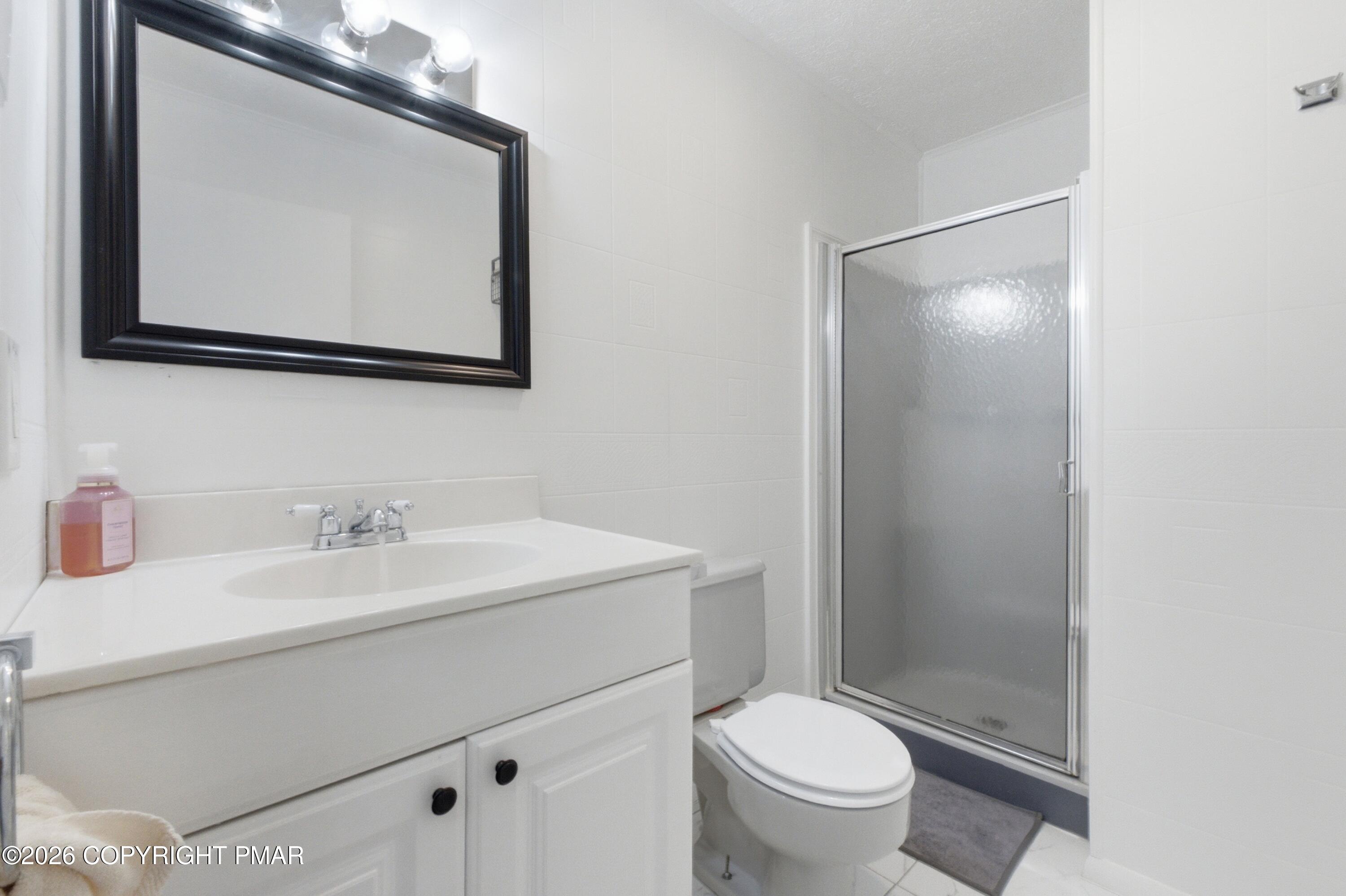3537 Peak Drive Property Photo 16