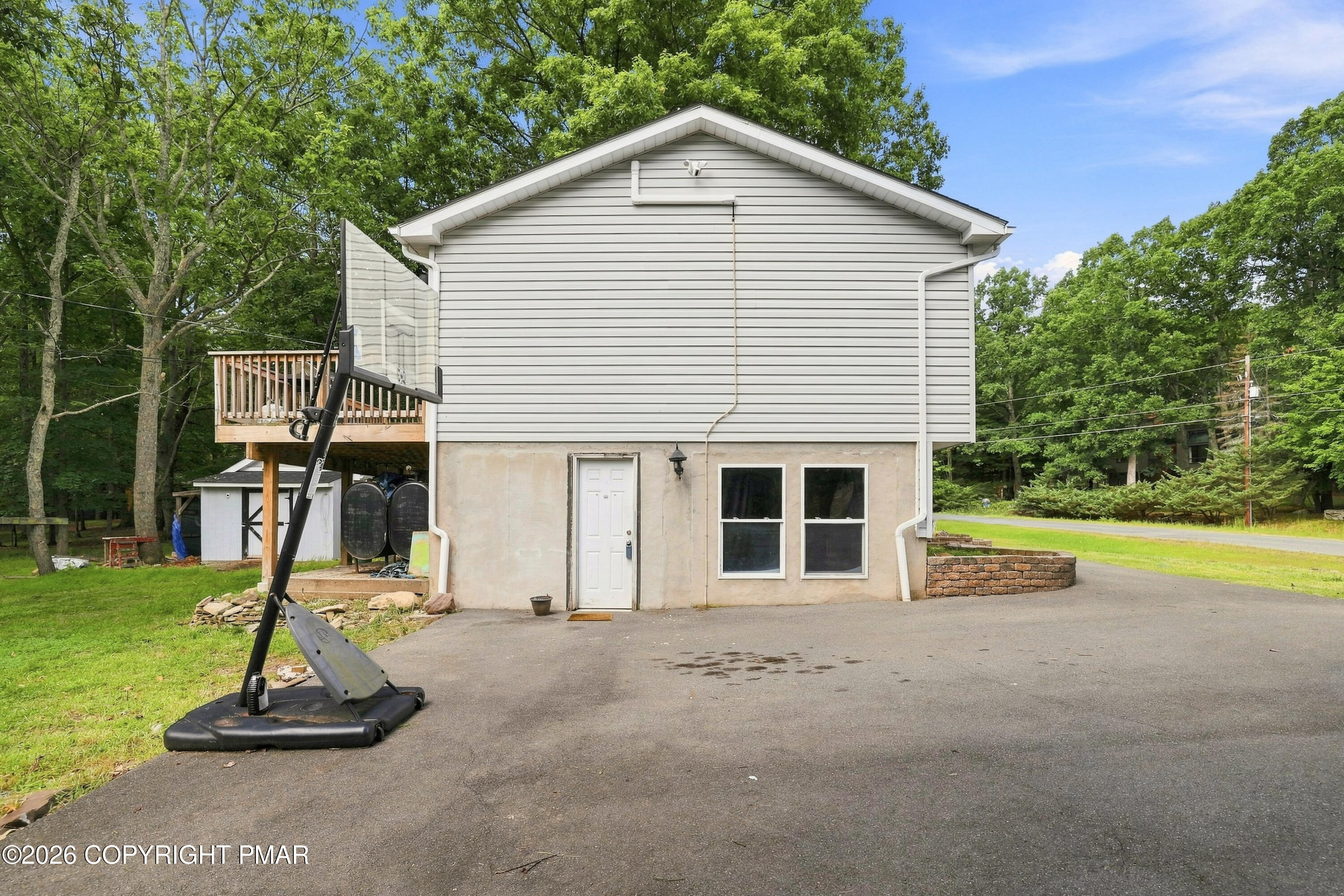 105 Ledgewood Drive Property Photo 32