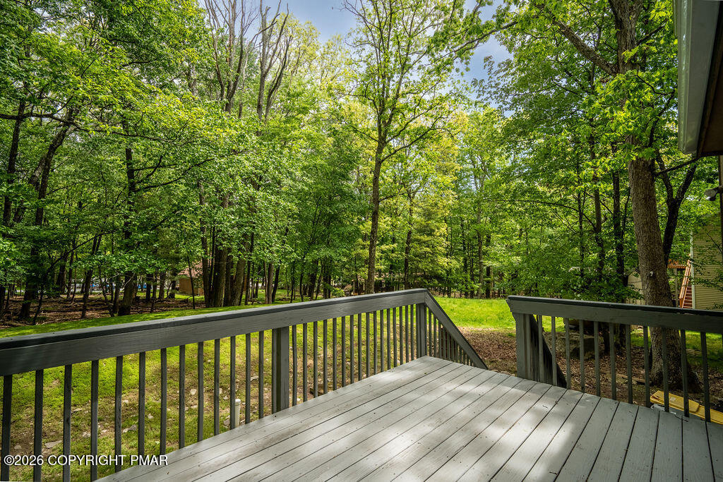 132 Cottonwood Court Property Photo 7