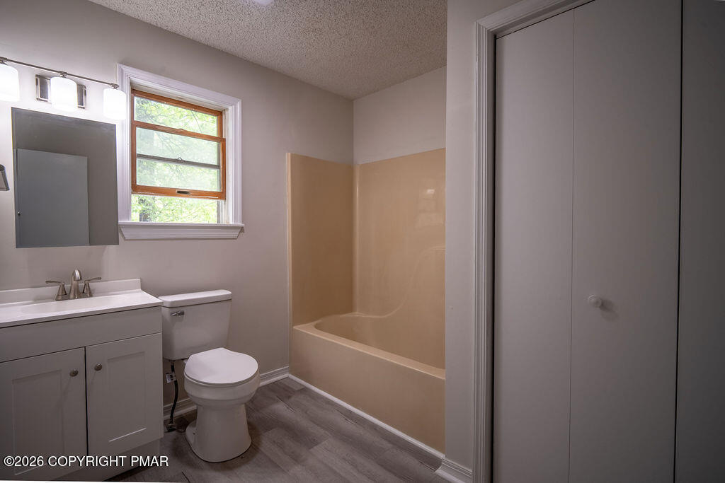 132 Cottonwood Court Property Photo 23