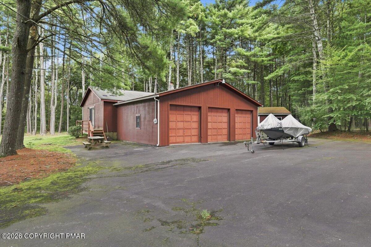 331 Mt Nebo Road Property Photo 13