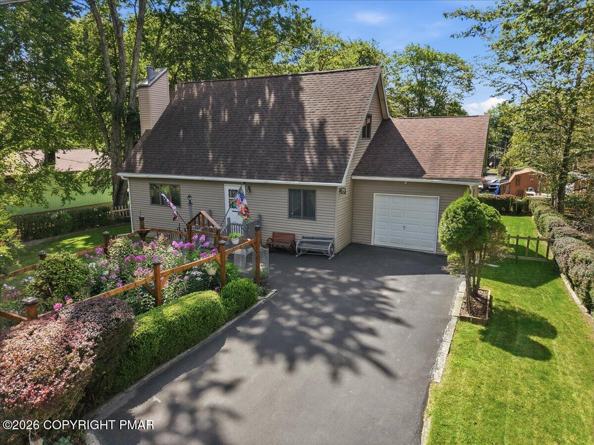 7110 Robinwood Drive Property Photo 1