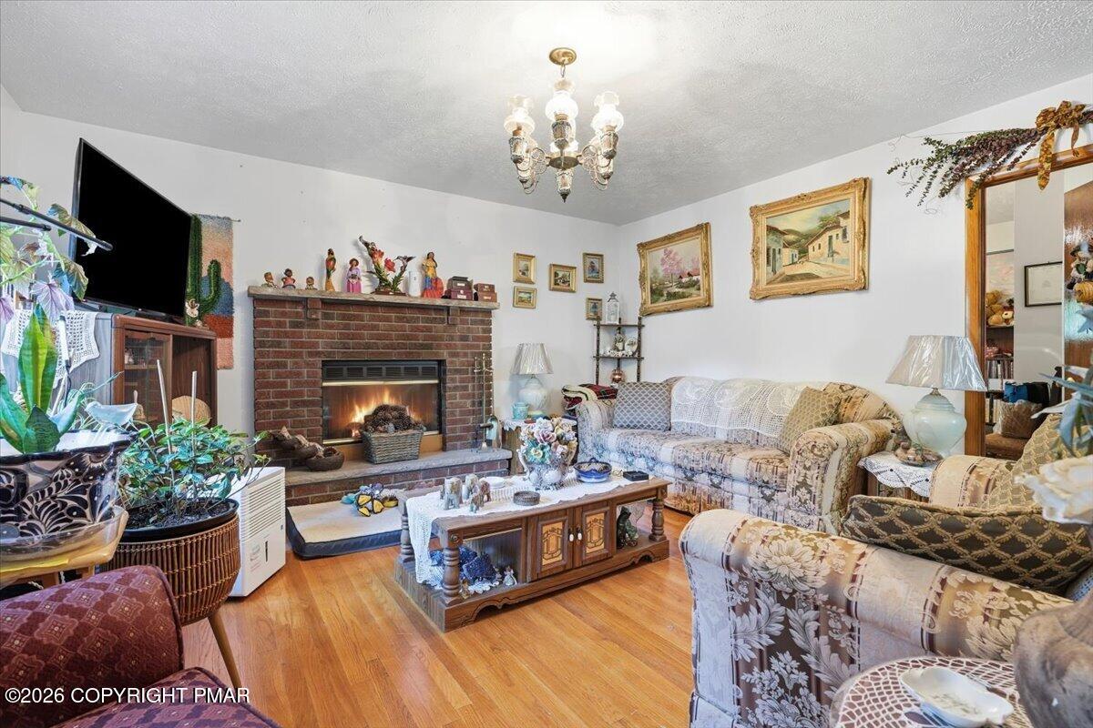 7110 Robinwood Drive Property Photo 7