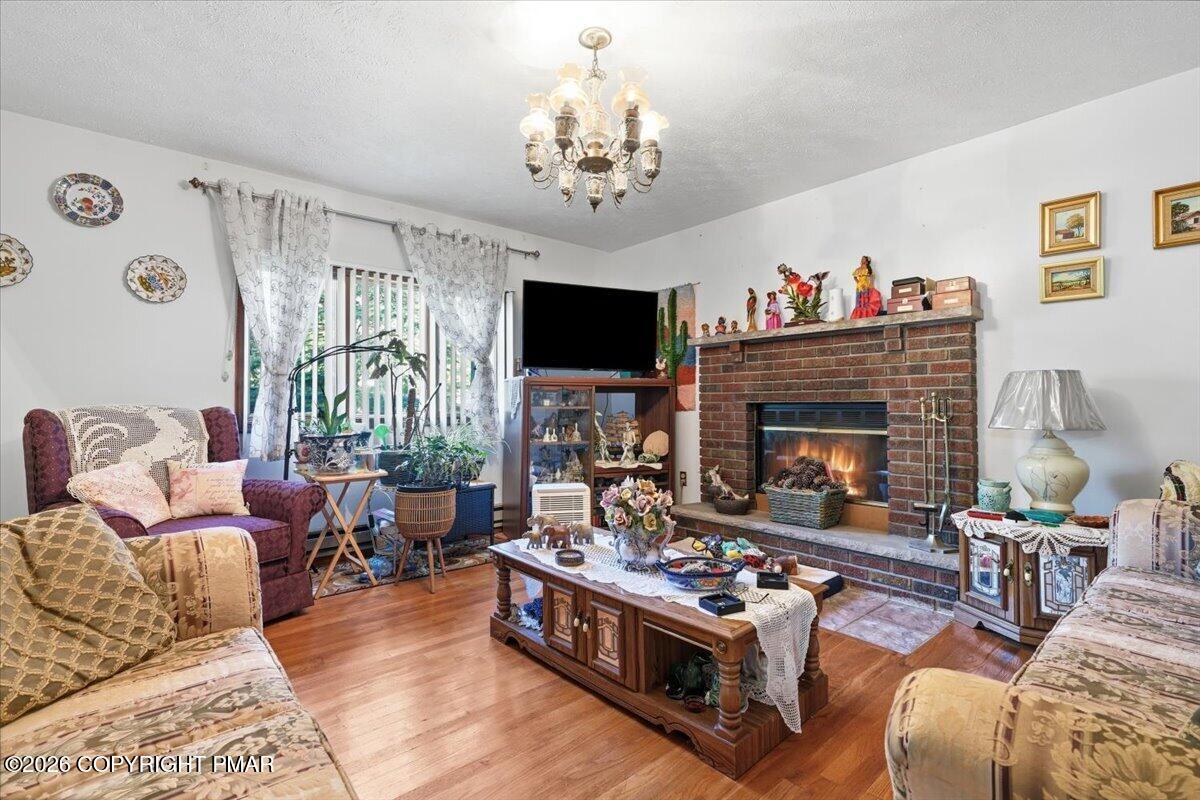 7110 Robinwood Drive Property Photo 8