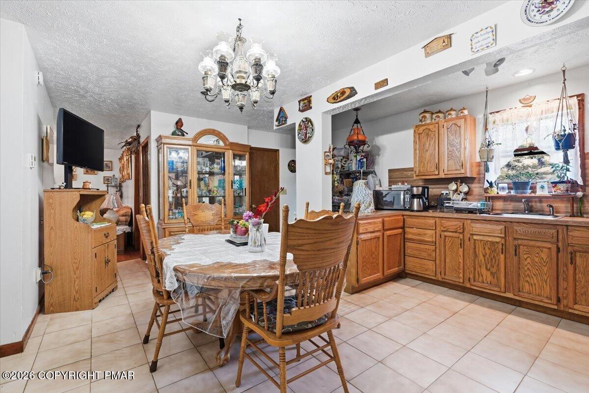 7110 Robinwood Drive Property Photo 12
