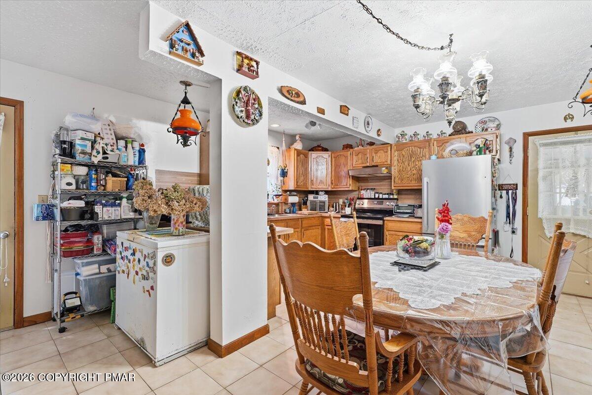 7110 Robinwood Drive Property Photo 14