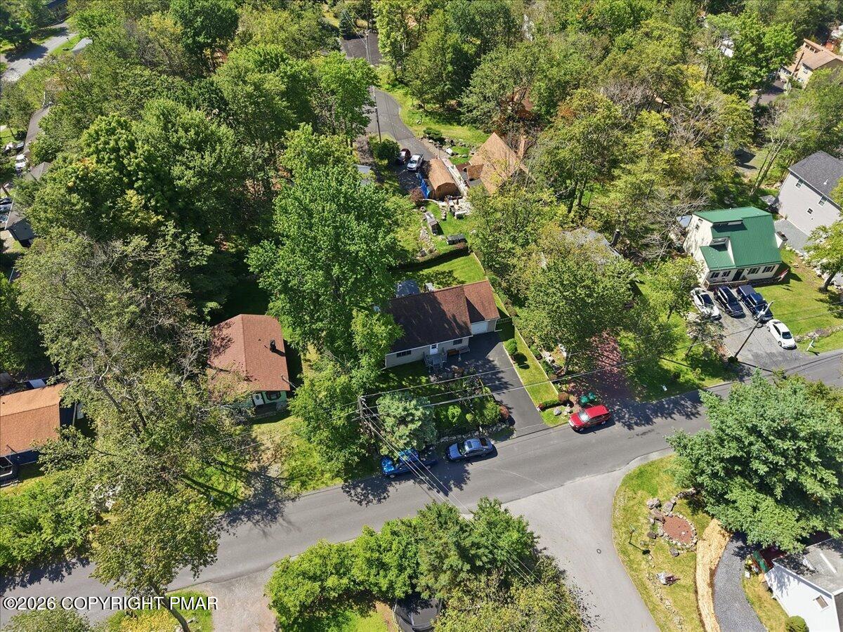 7110 Robinwood Drive Property Photo 39