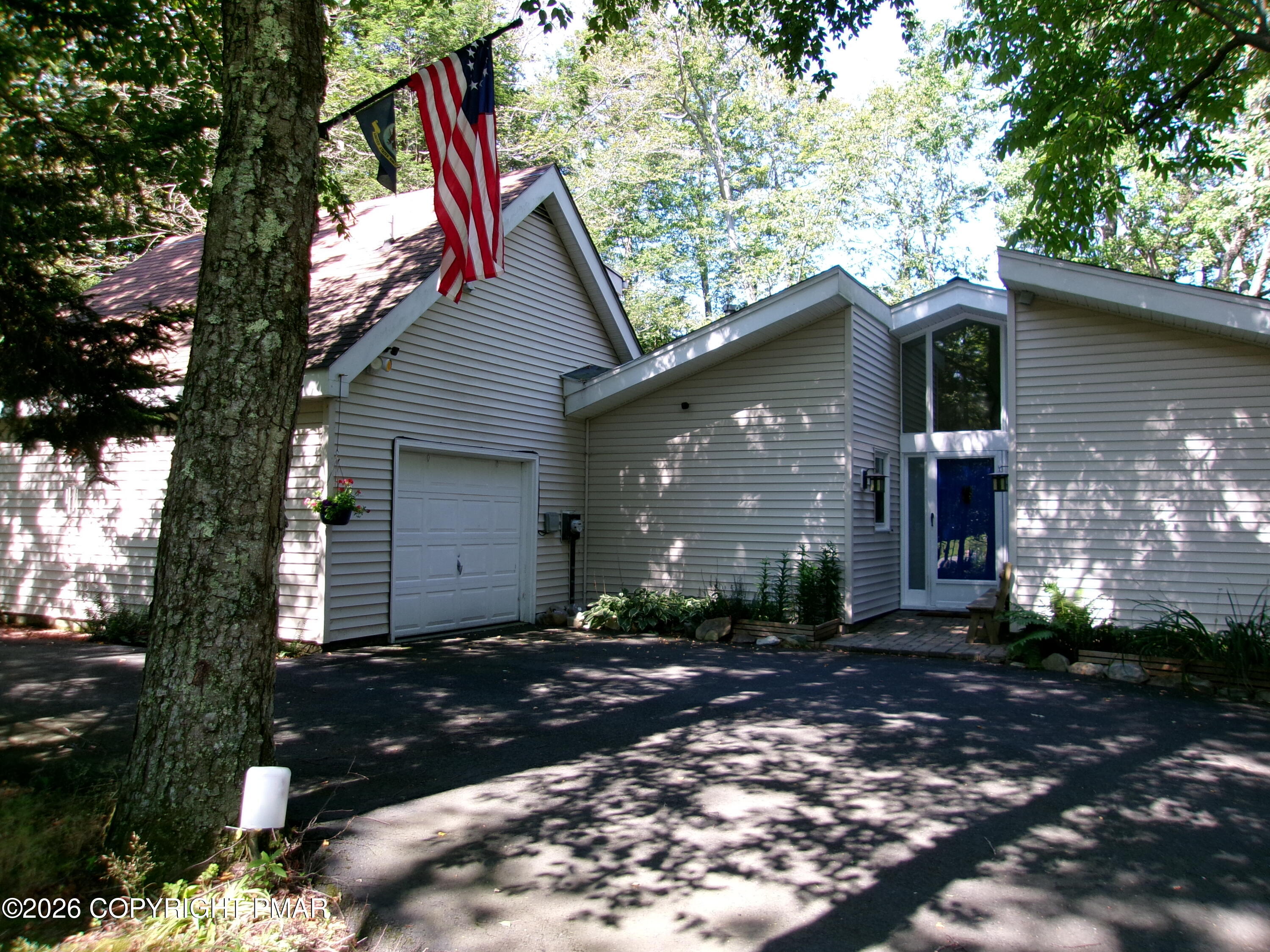 1231 Kilmer Road Property Photo 1