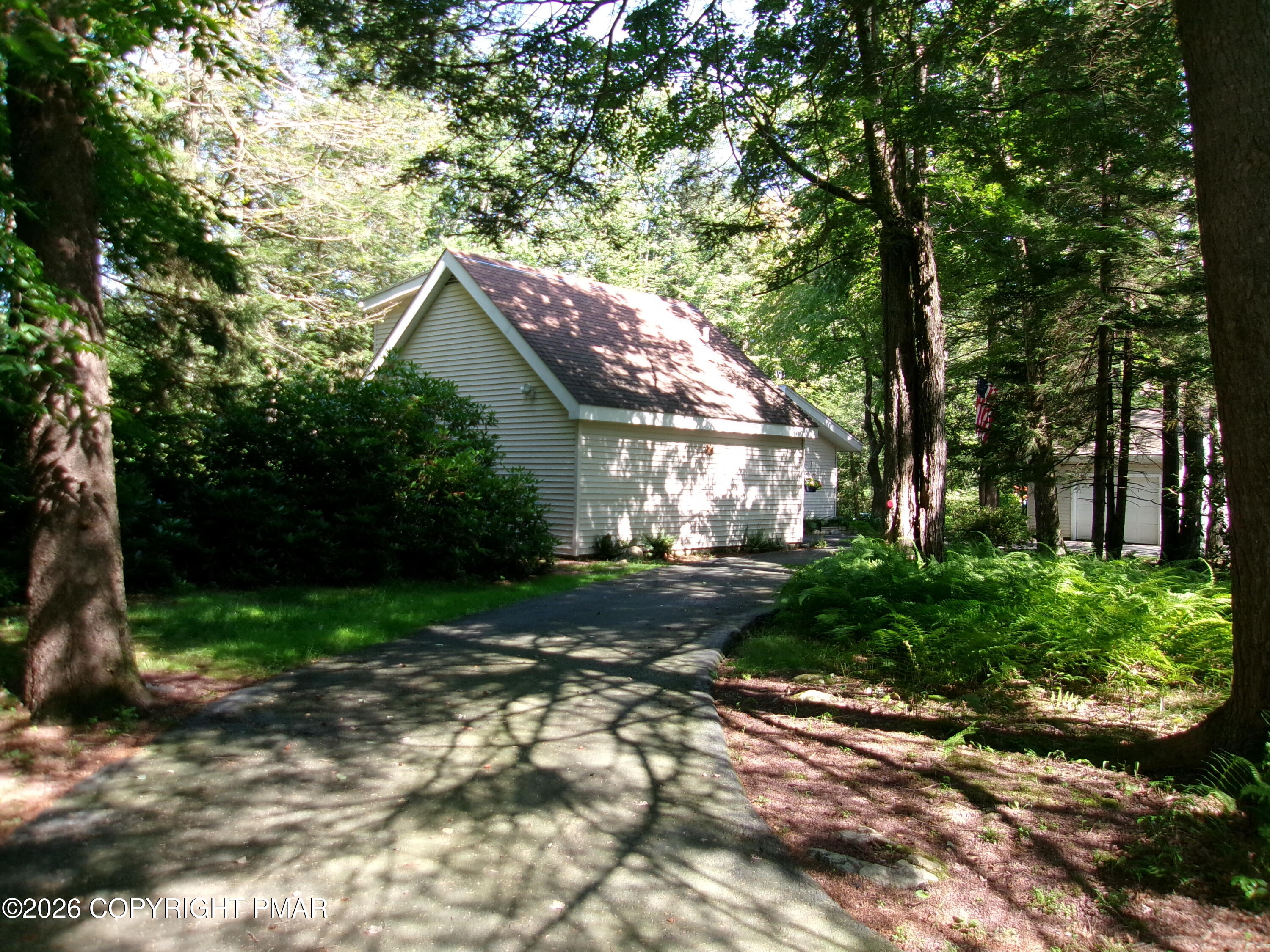 1231 Kilmer Road Property Photo 3