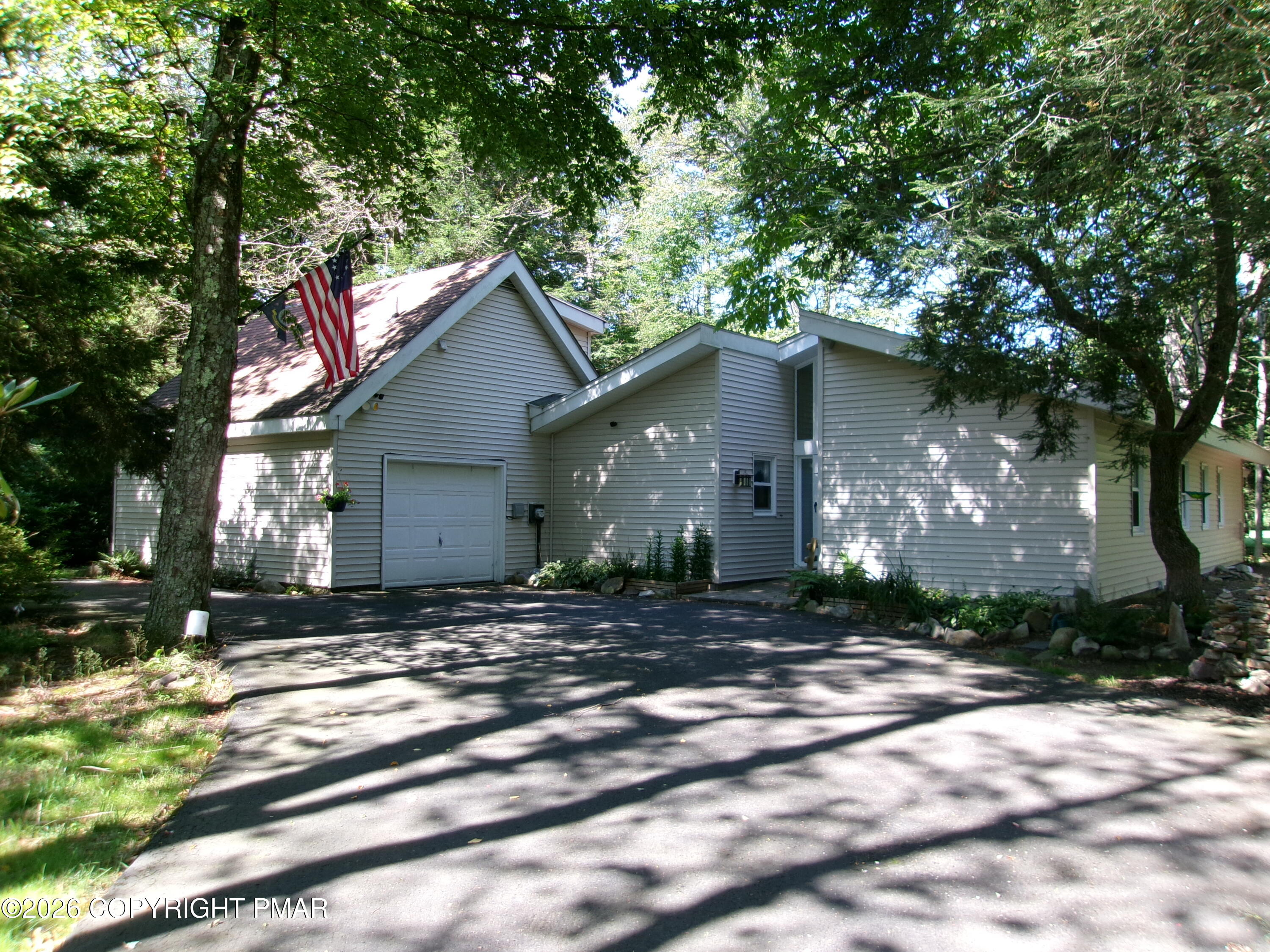 1231 Kilmer Road Property Photo 10