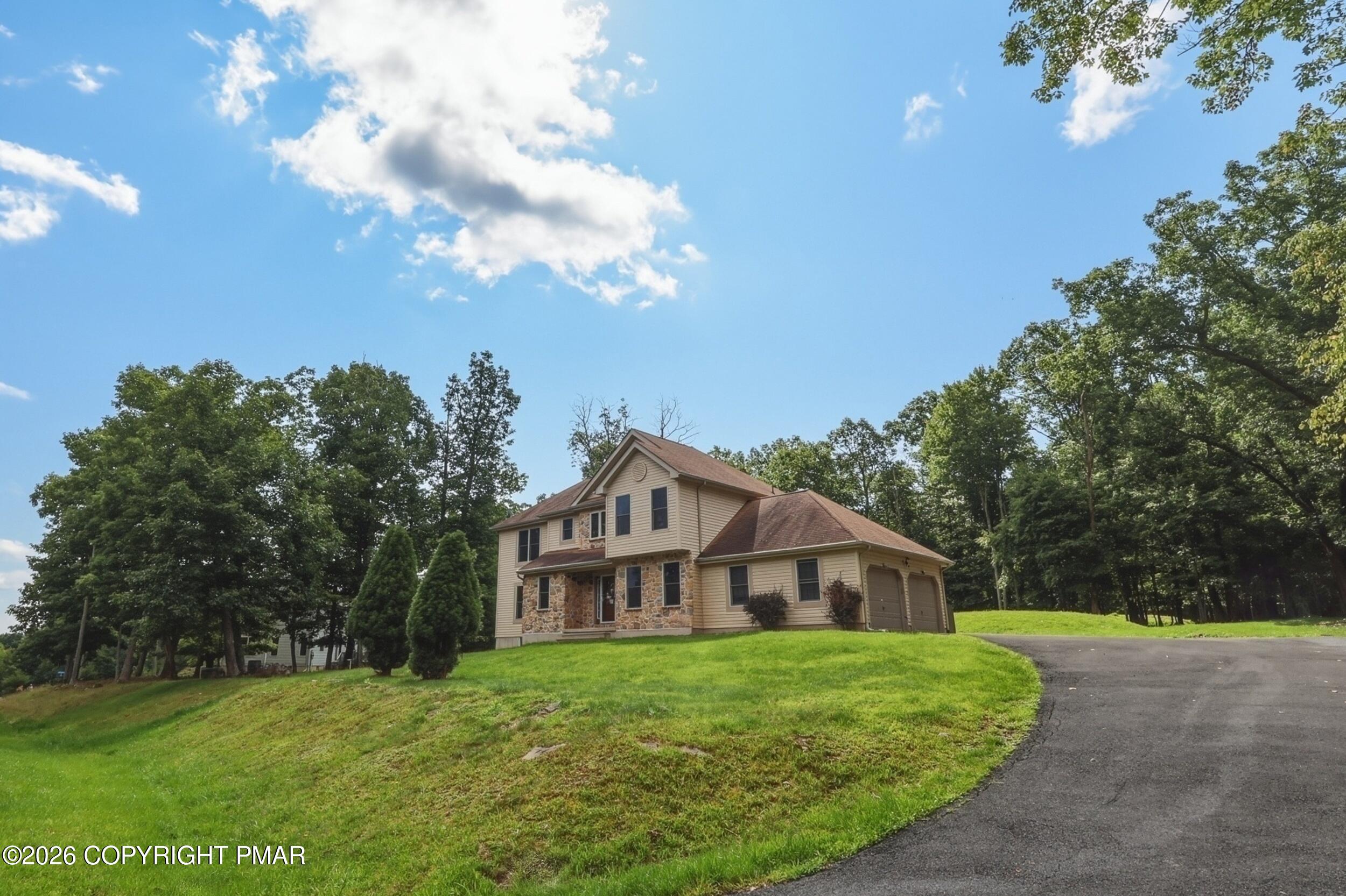 192 Waverly Drive Property Photo 4