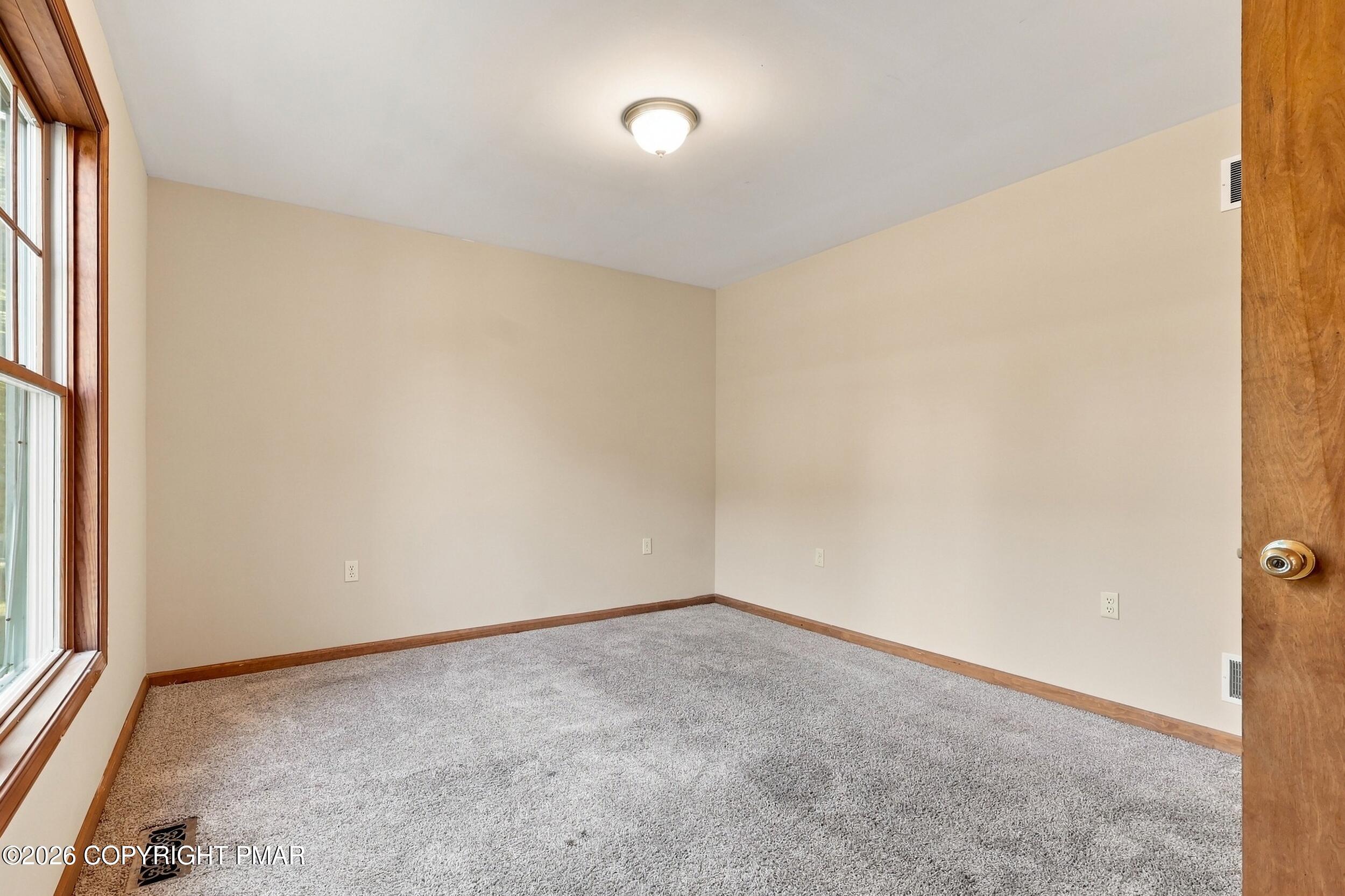 192 Waverly Drive Property Photo 15