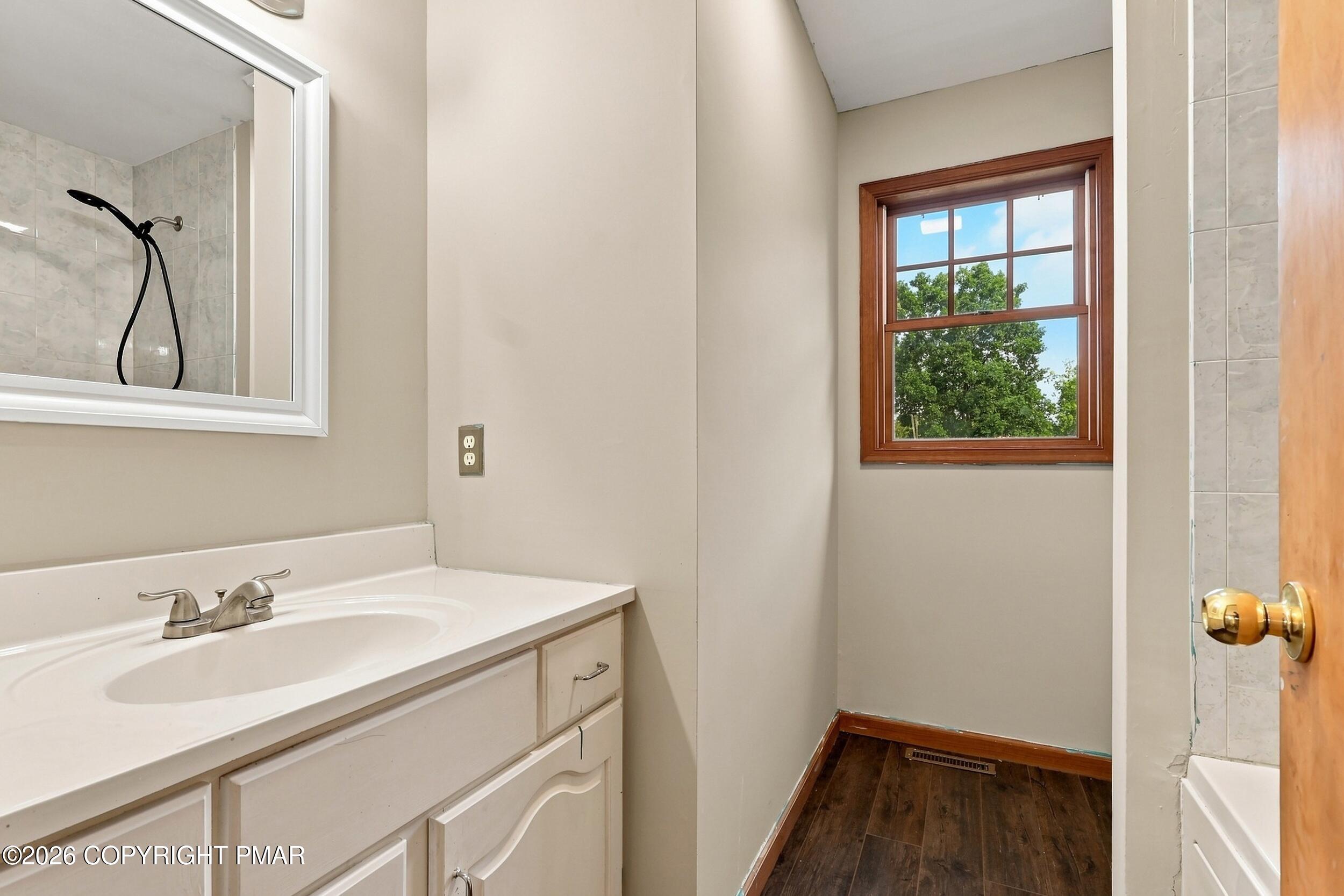192 Waverly Drive Property Photo 37