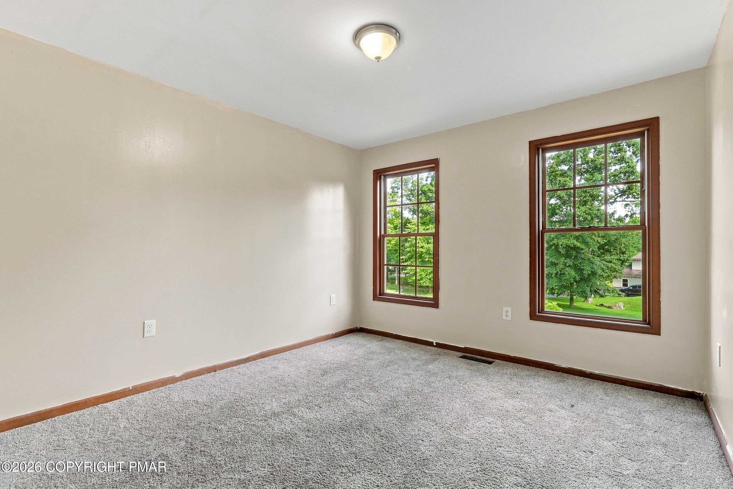 192 Waverly Drive Property Photo 39