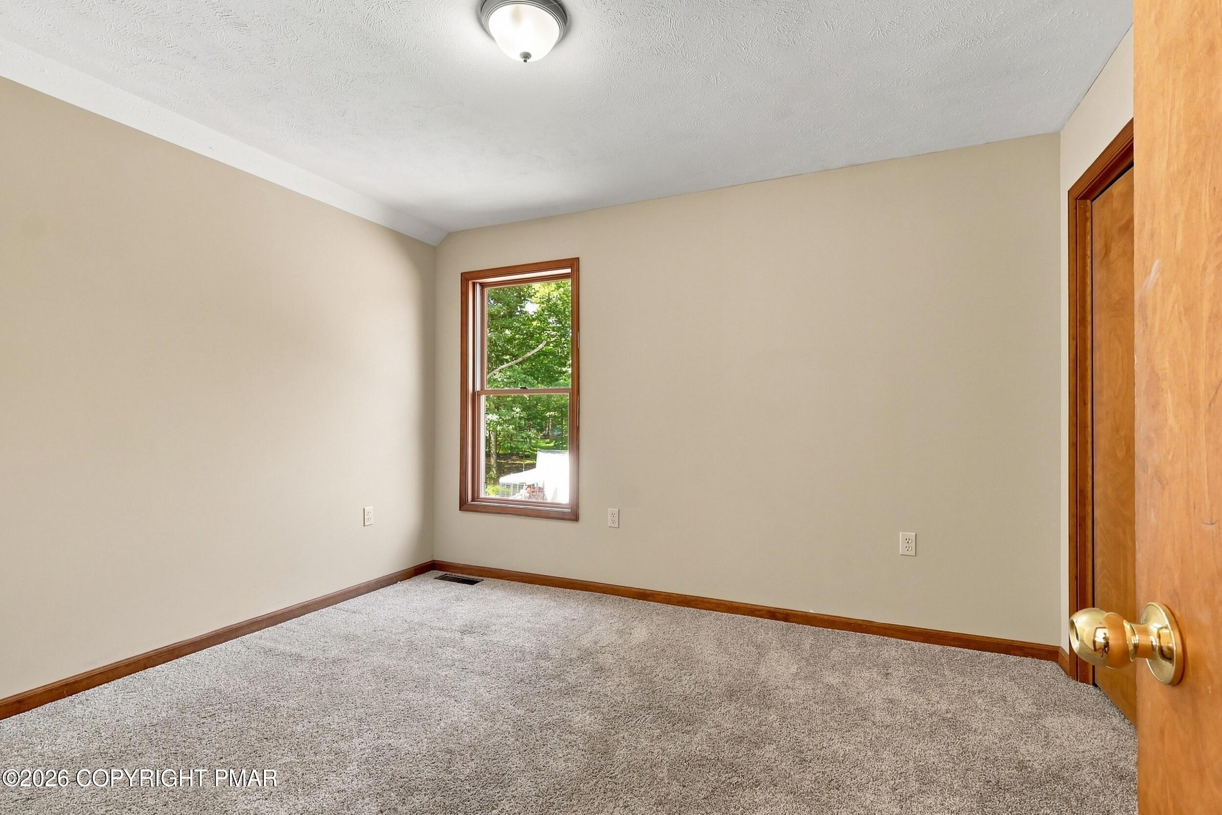 192 Waverly Drive Property Photo 41