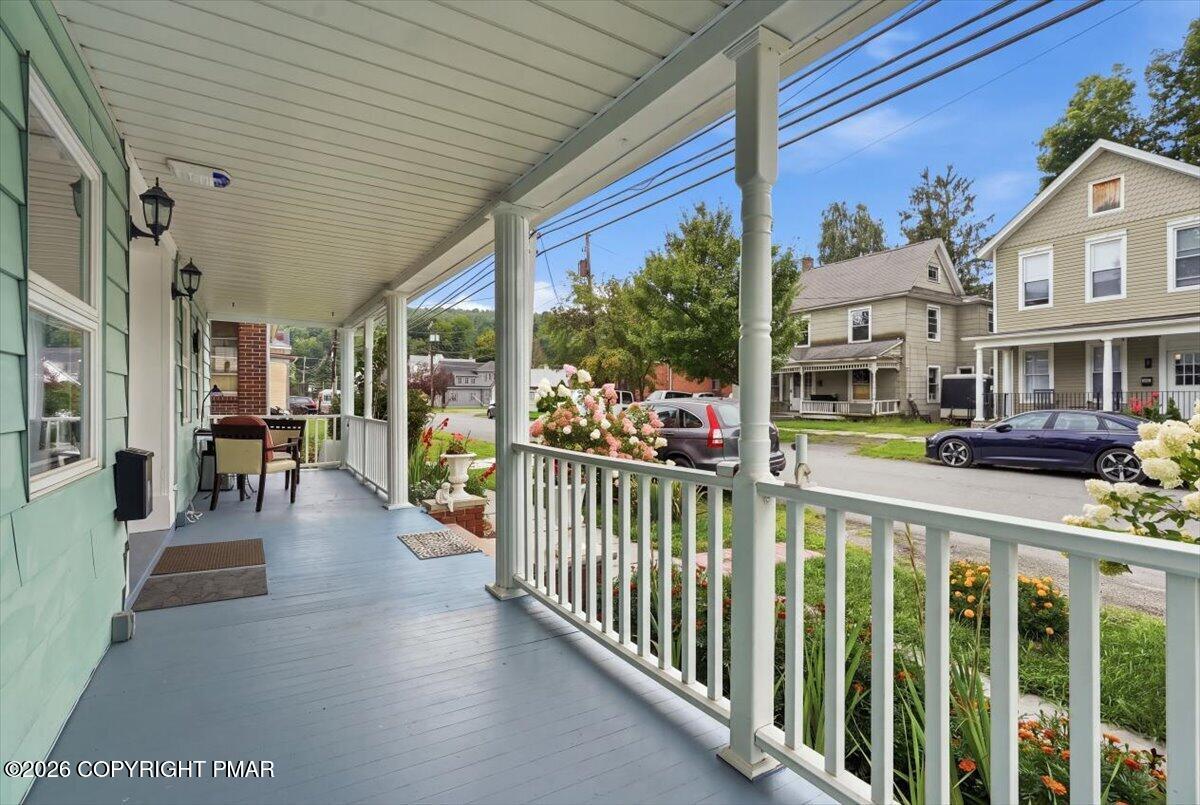 205 Maple Avenue Property Photo 11