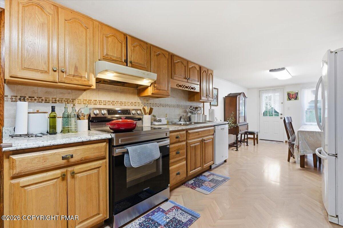 205 Maple Avenue Property Photo 27