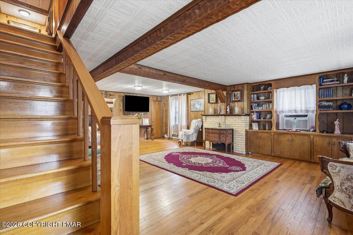 205 Maple Avenue Property Photo 38