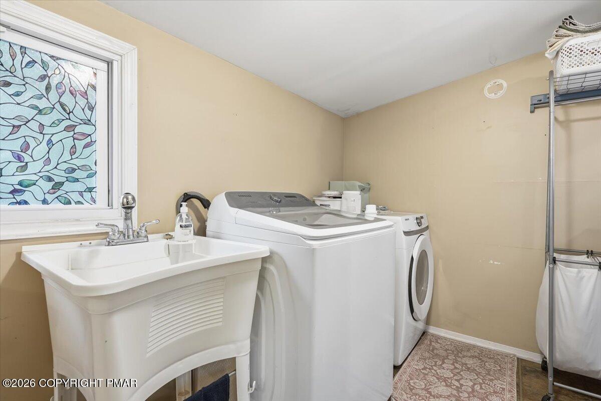 205 Maple Avenue Property Photo 60