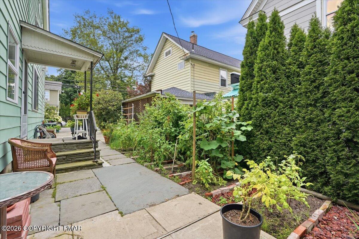 205 Maple Avenue Property Photo 65