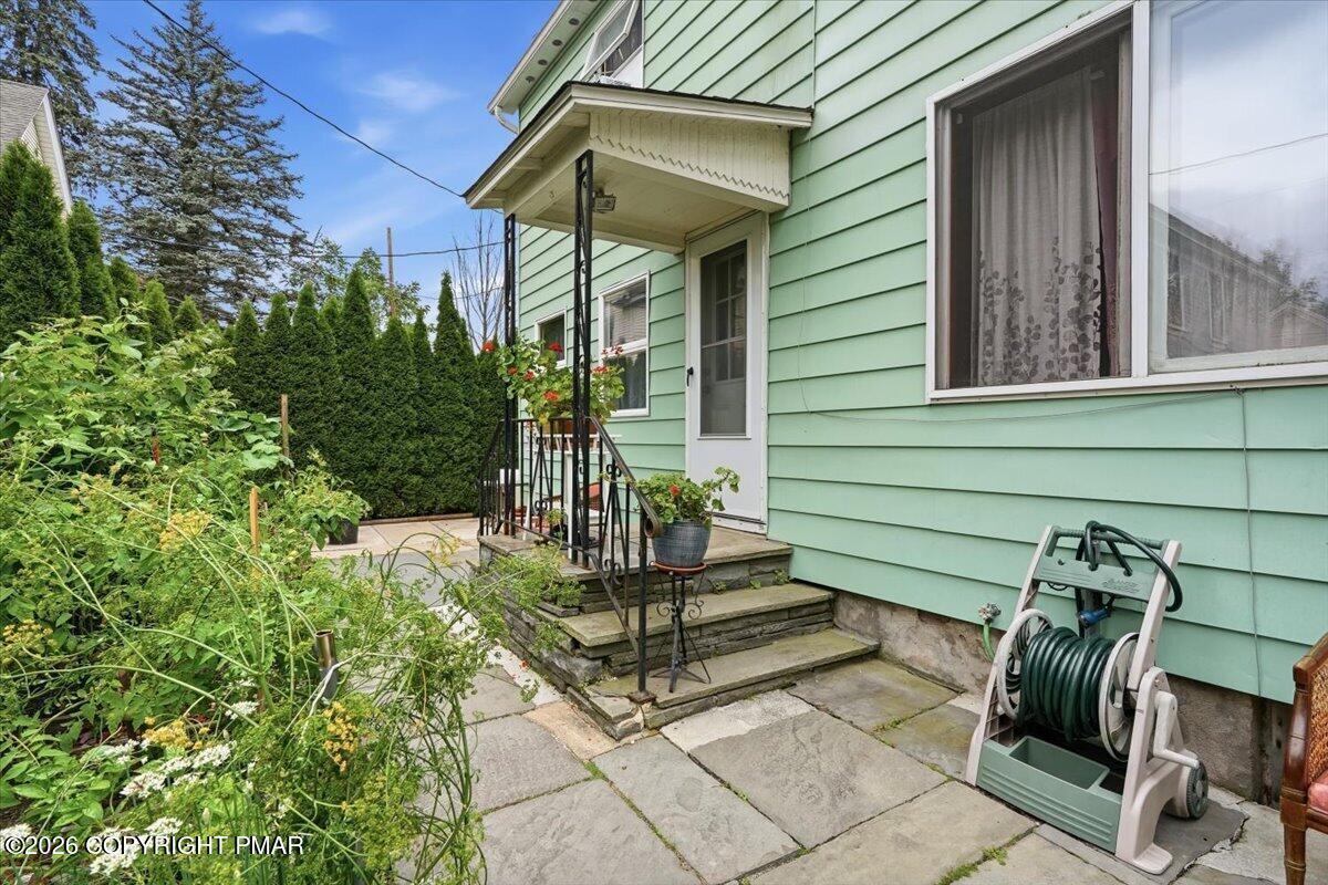 205 Maple Avenue Property Photo 67