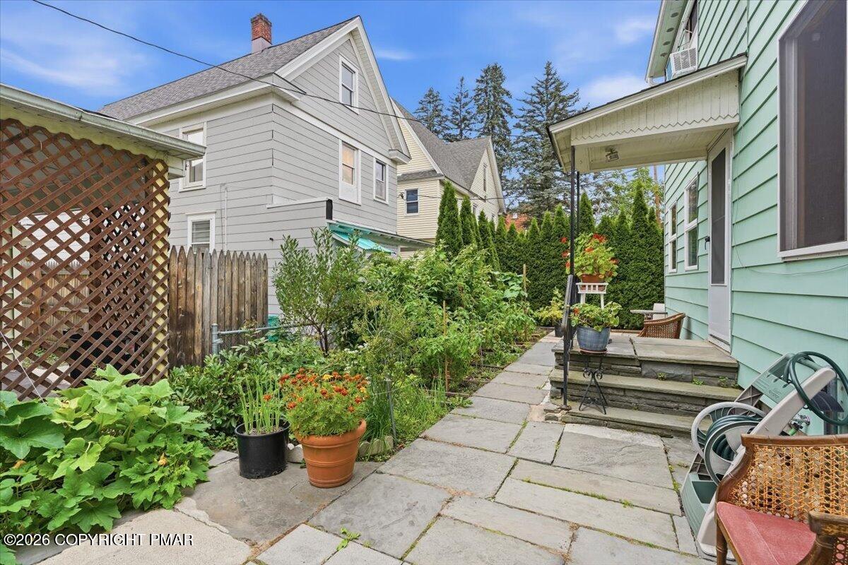 205 Maple Avenue Property Photo 68