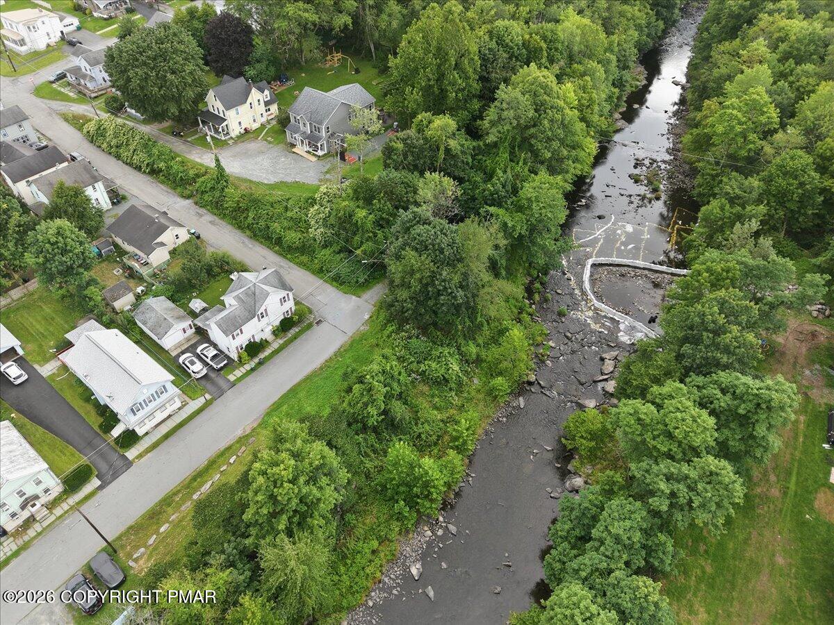 205 Maple Avenue Property Photo 92