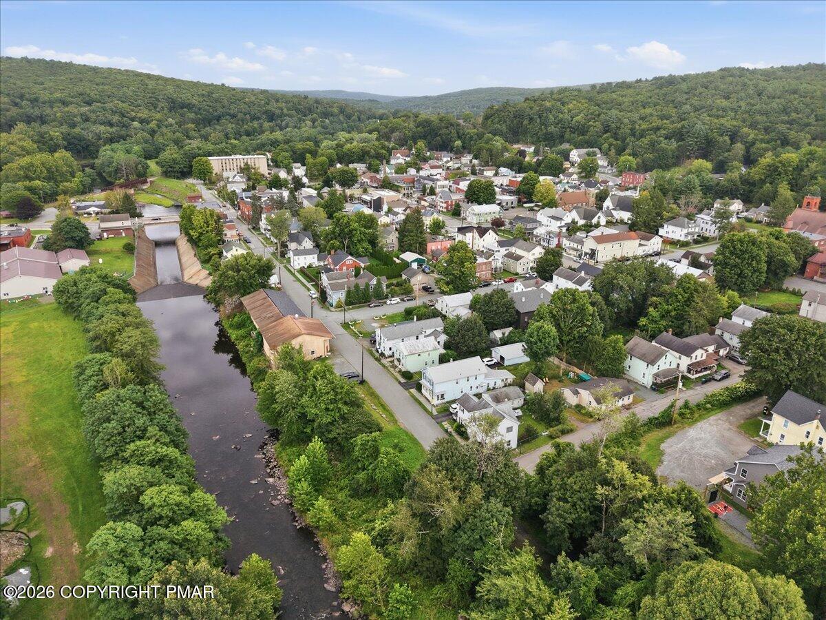 205 Maple Avenue Property Photo 96