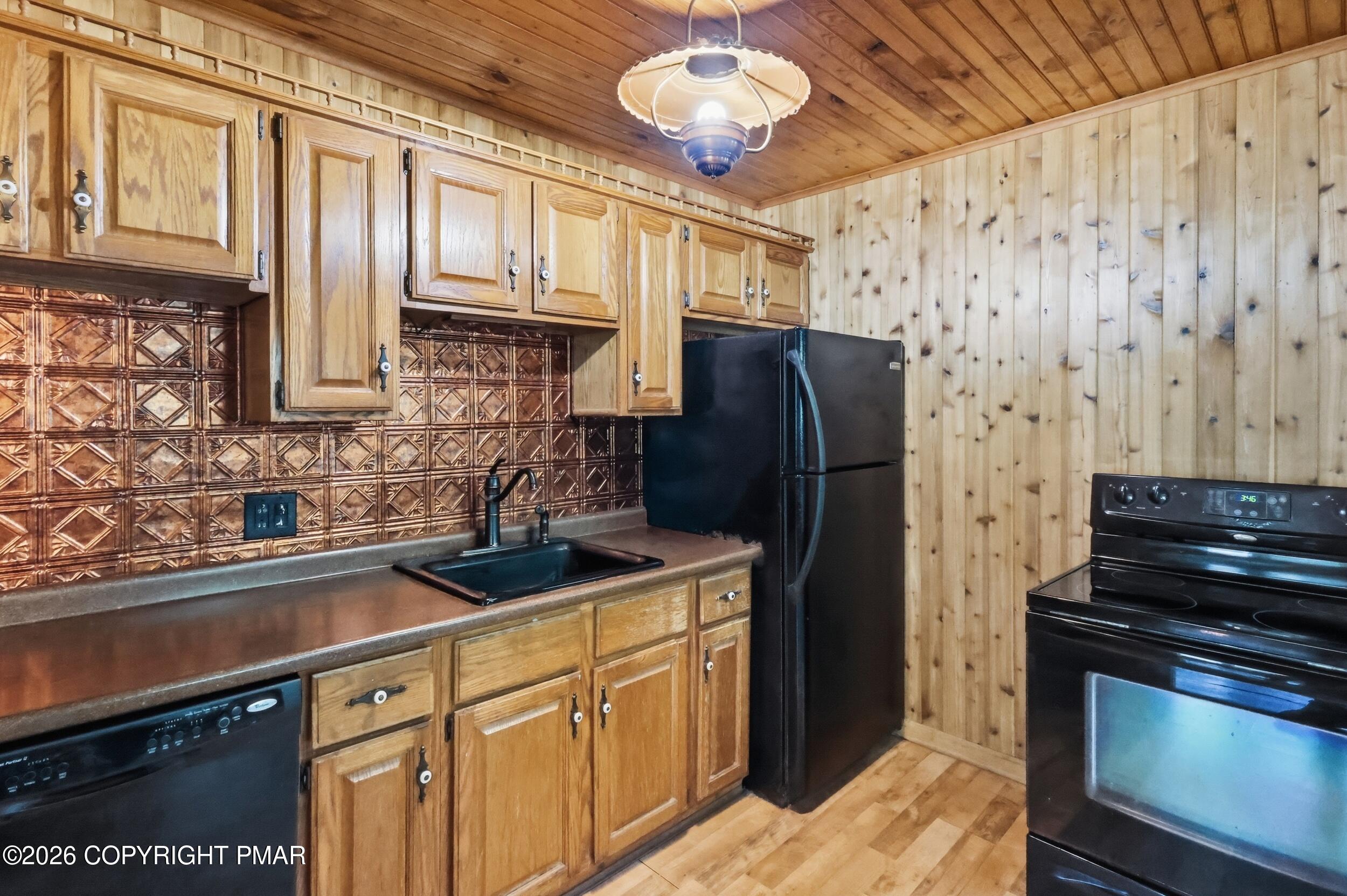 3307 Red Run Road Property Photo 10
