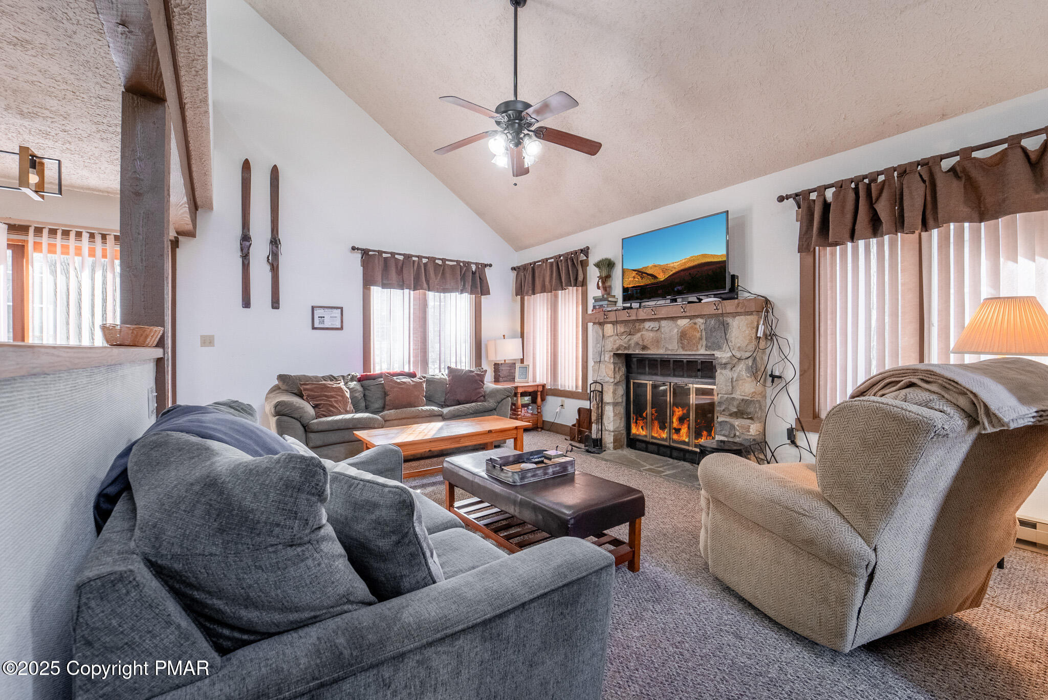 69 Telemark Property Photo 9