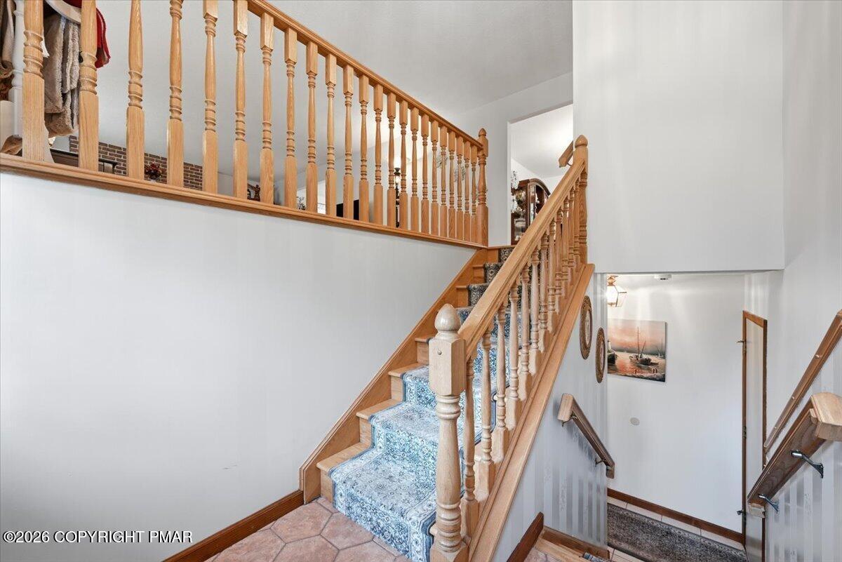 173 Marcelle Terrace Property Photo 8